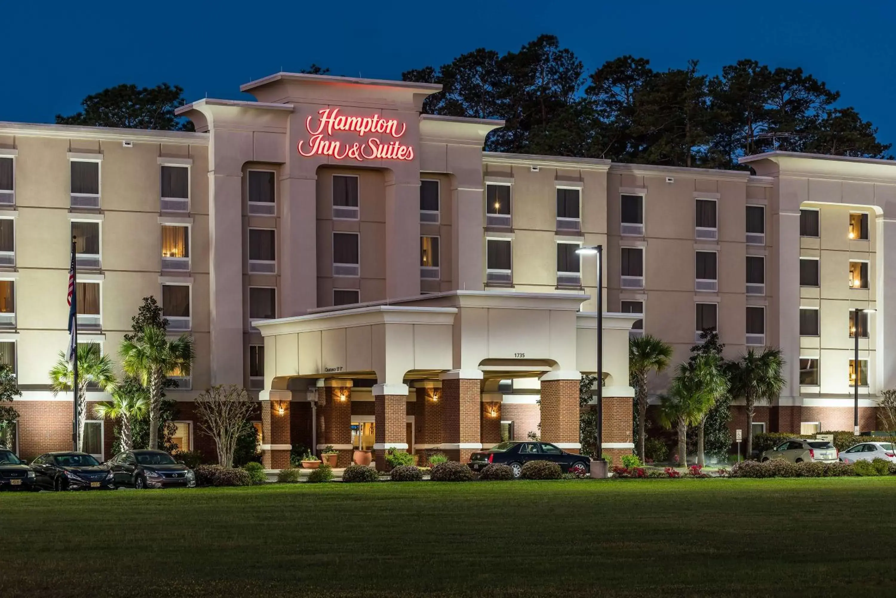 Property Building in Hampton Inn By Hilton & Suites Florence-North/I-95