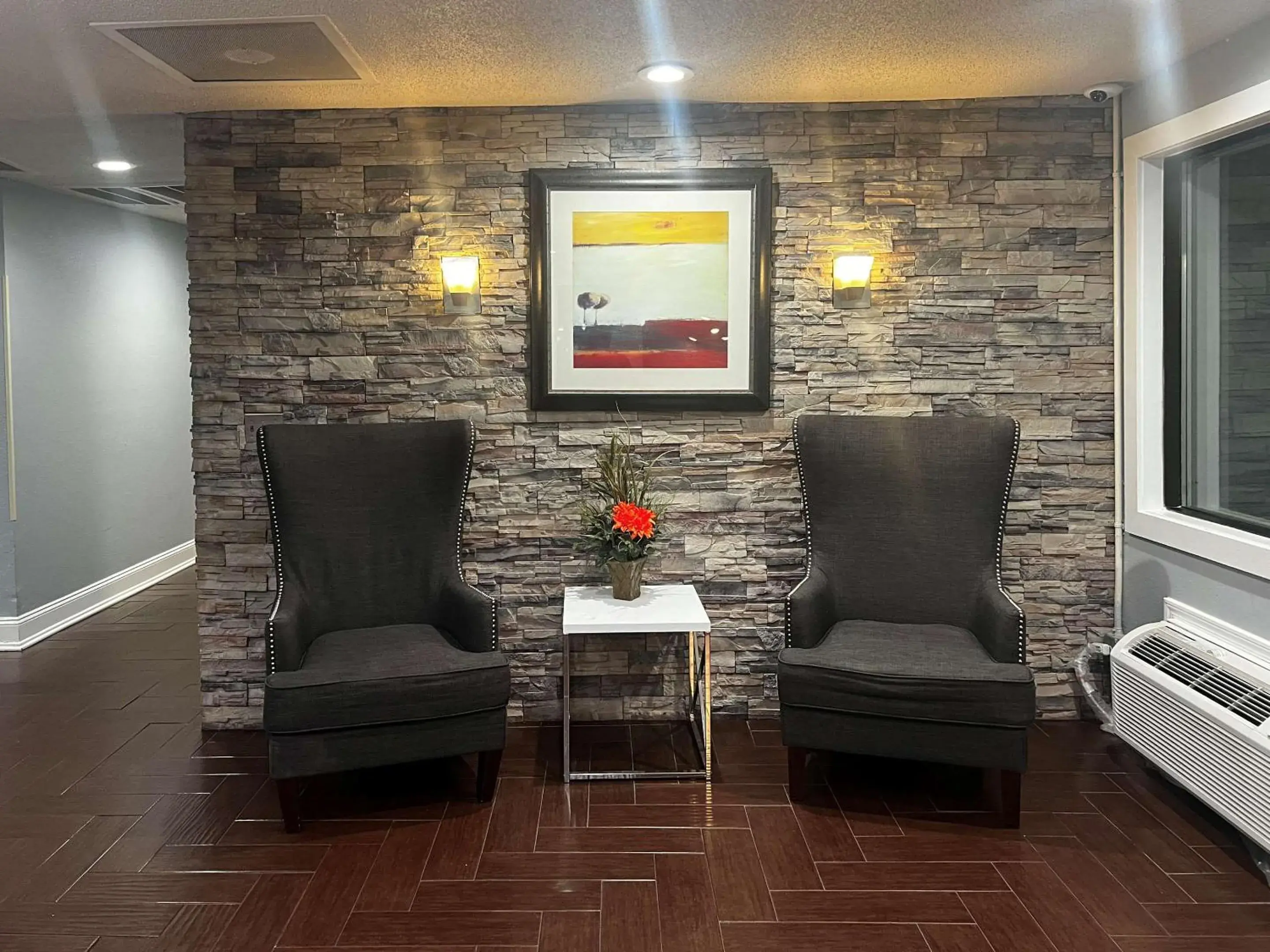 Lobby or reception, Seating Area in Clarion Inn & Suites