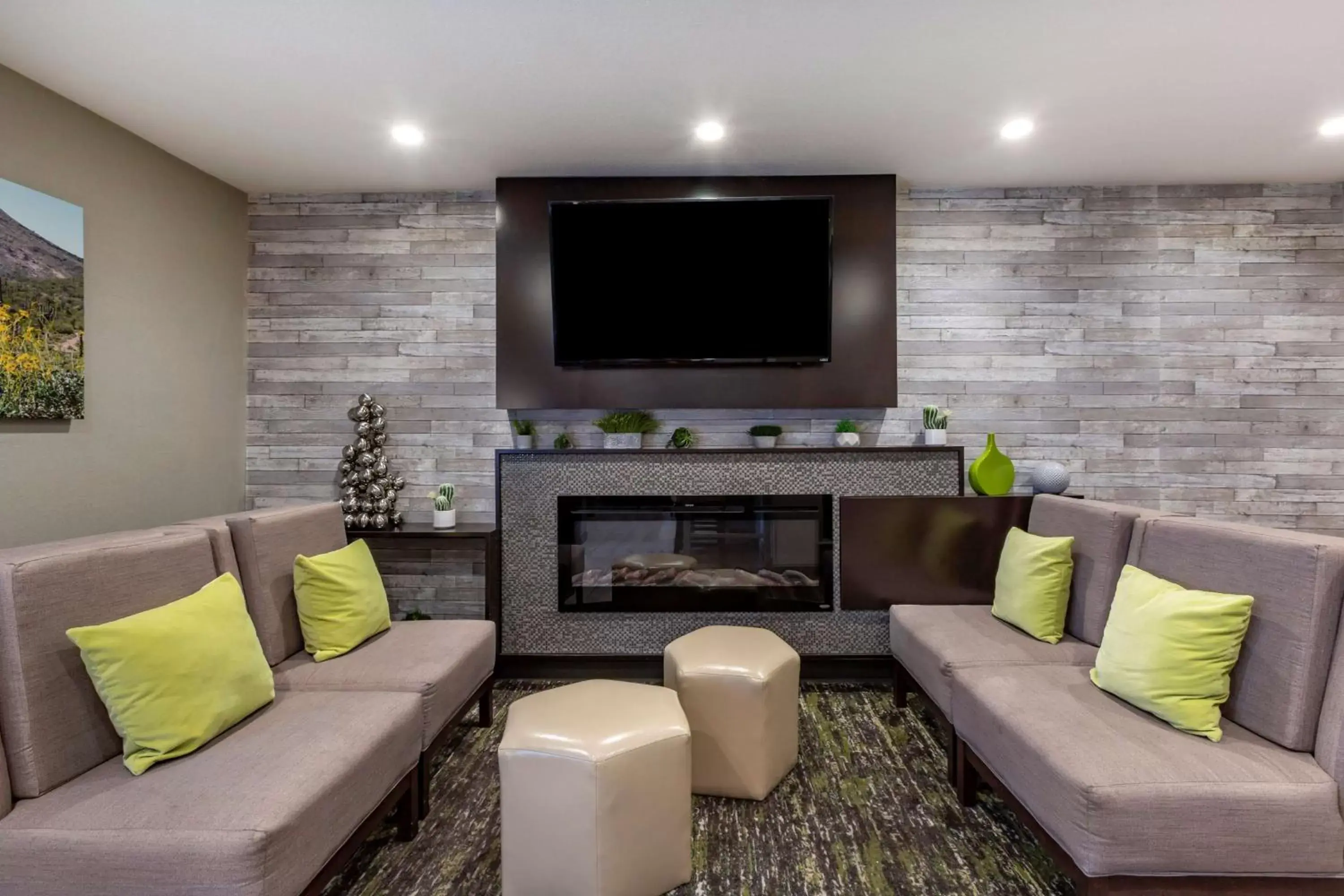 Lobby or reception, Seating Area in Best Western North Phoenix Hotel