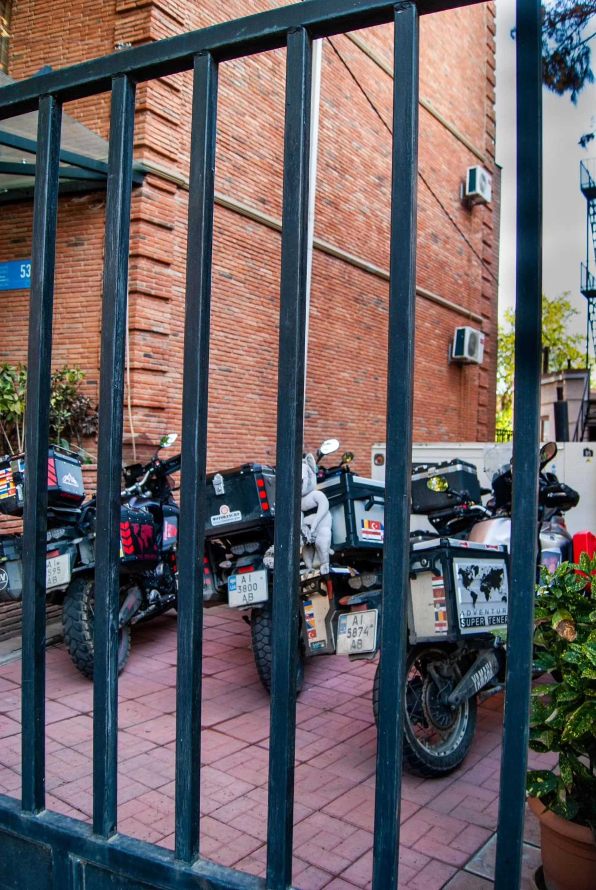 Parking in Sani Apart Hotel