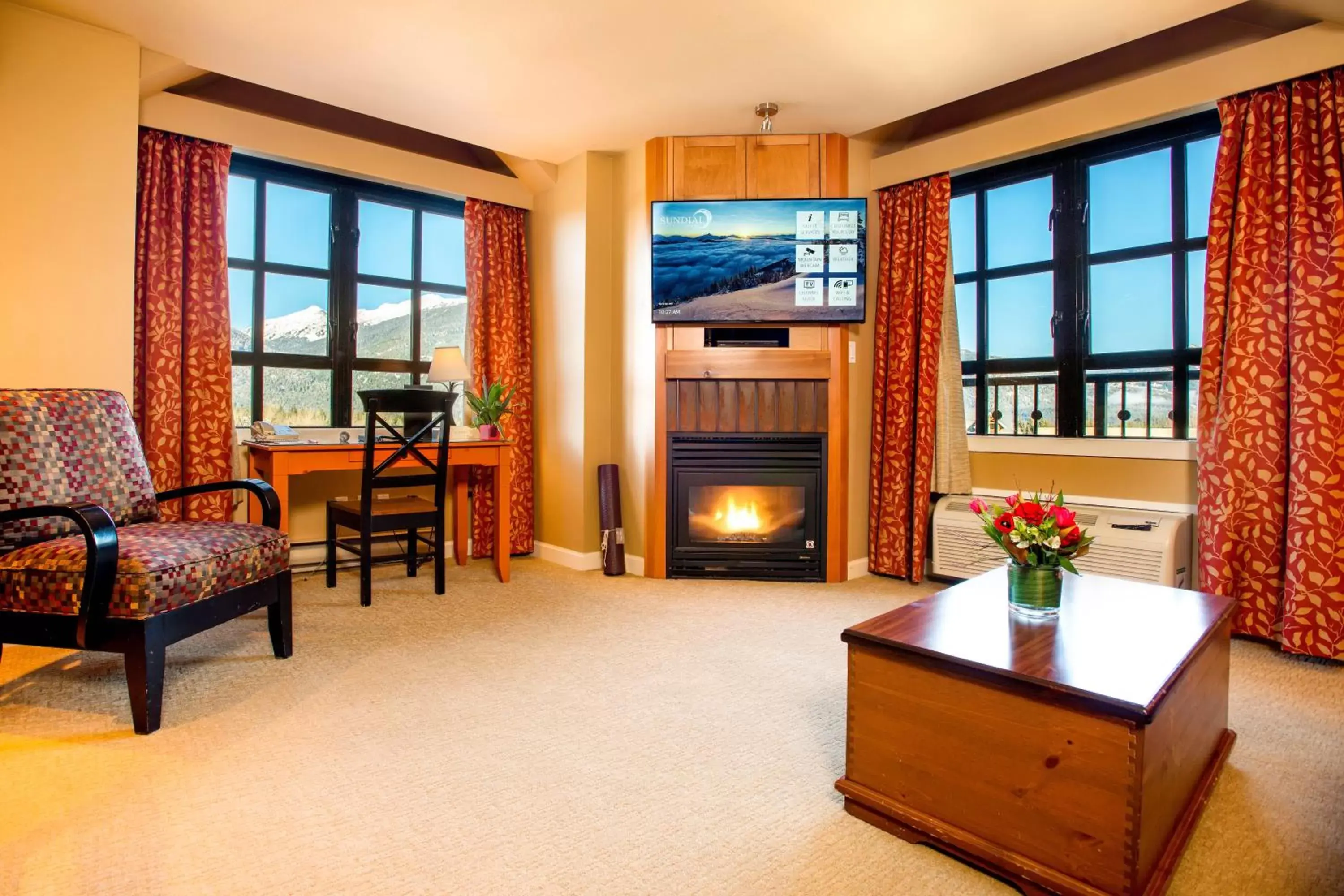 Living room, Seating Area in Sundial Hotel