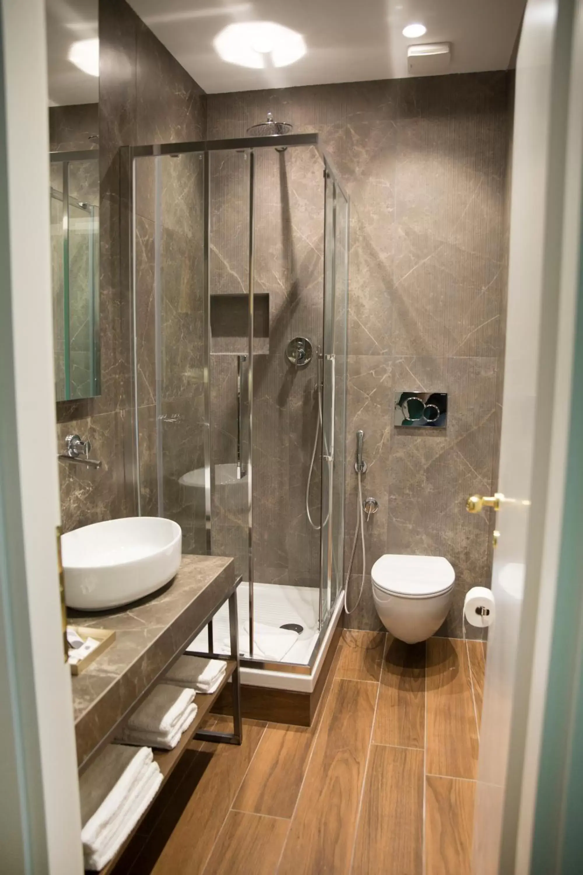 Shower, Bathroom in Unicum Roma Suites