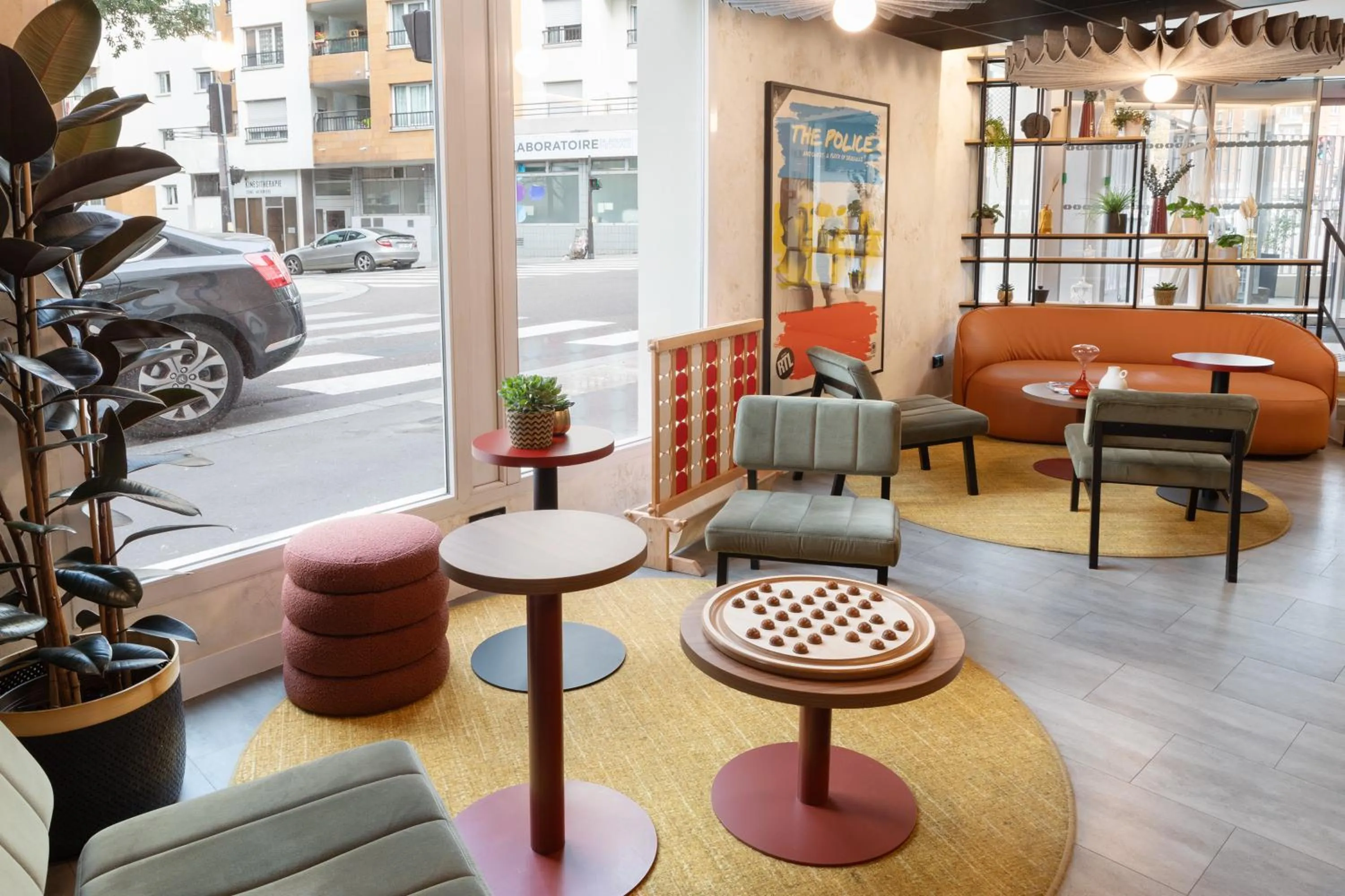 Lobby or reception in ibis Paris Nation Davout