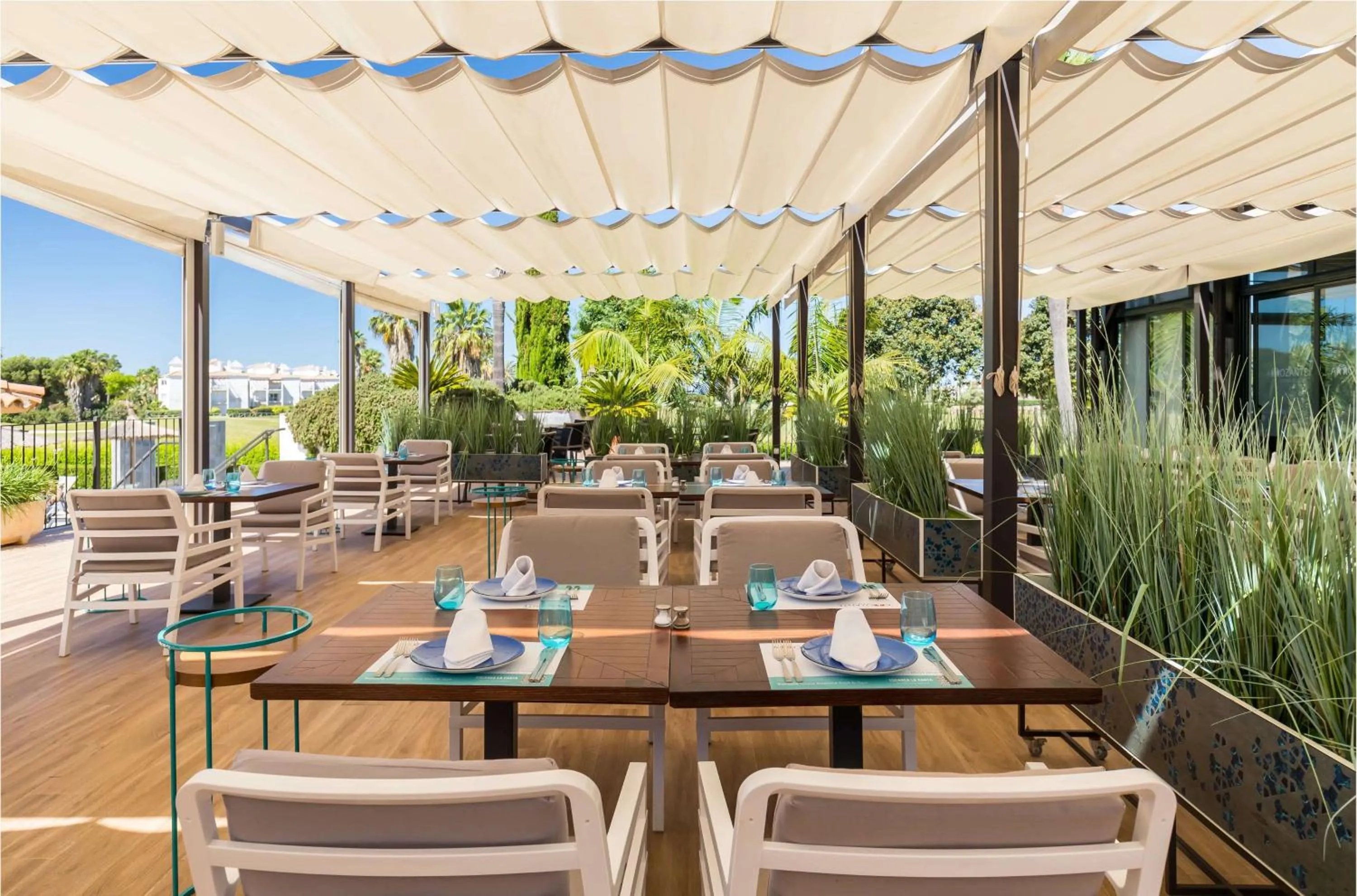 Restaurant/places to eat in Barceló Costa Ballena Golf & Spa