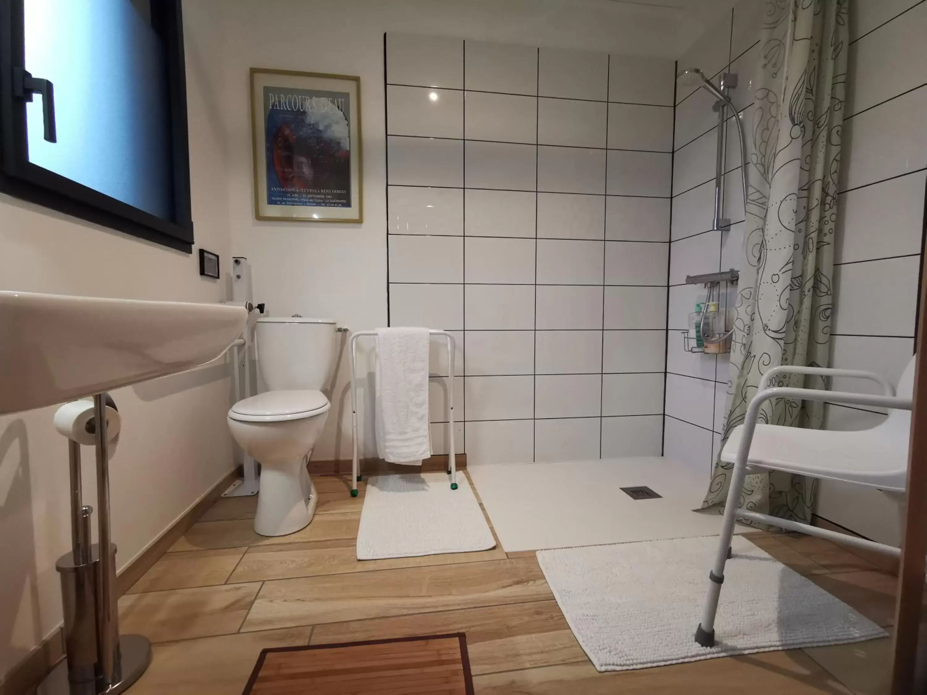 Shower, Bathroom in Le moulin de La Retardière