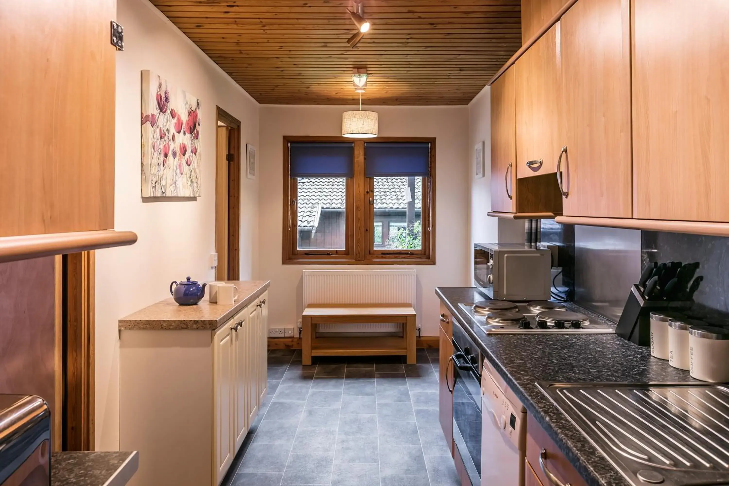 Kitchen or kitchenette, Kitchen/Kitchenette in The Gamekeeper's Inn