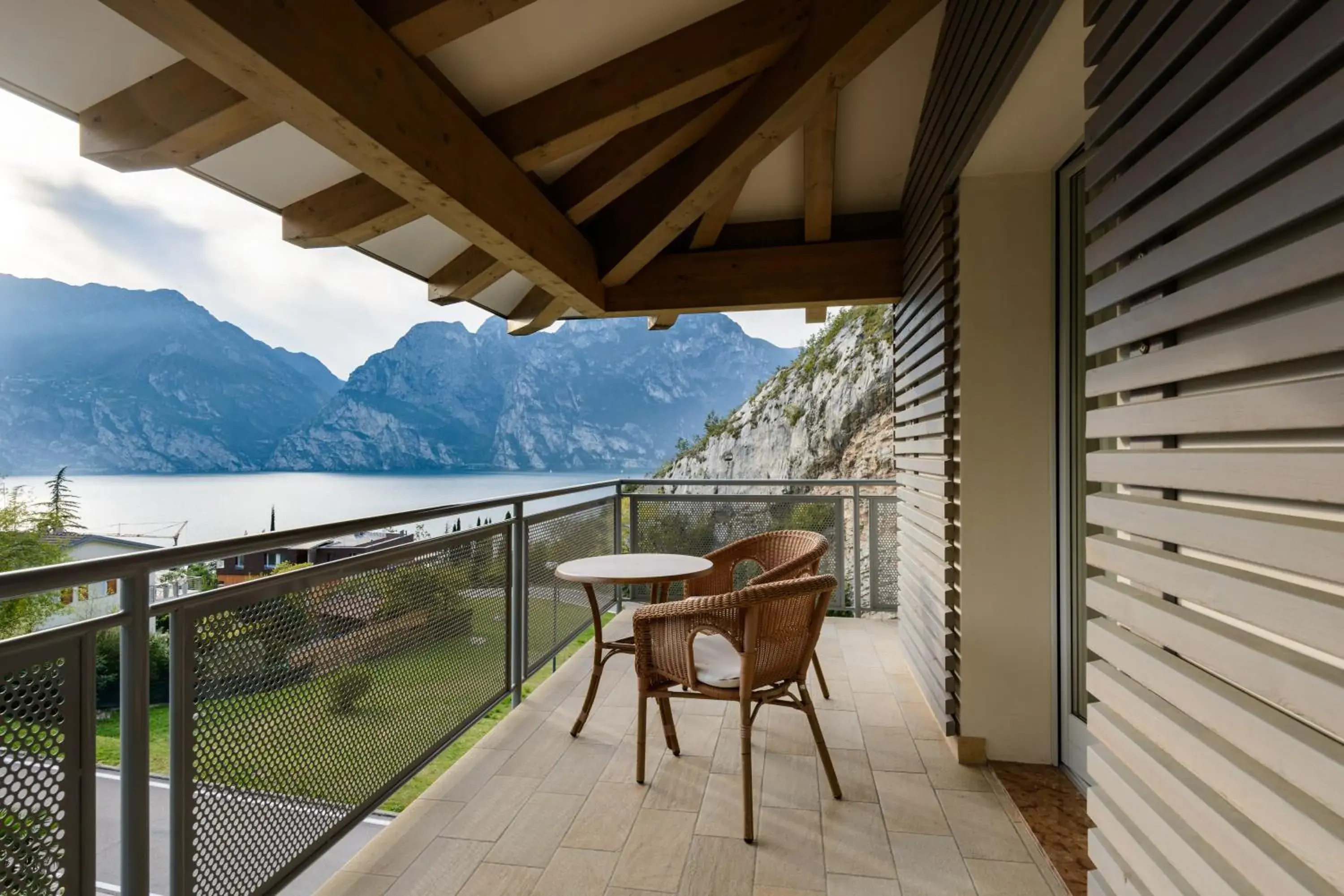 Lake view, Balcony/Terrace in SeeLE Garda Hotel