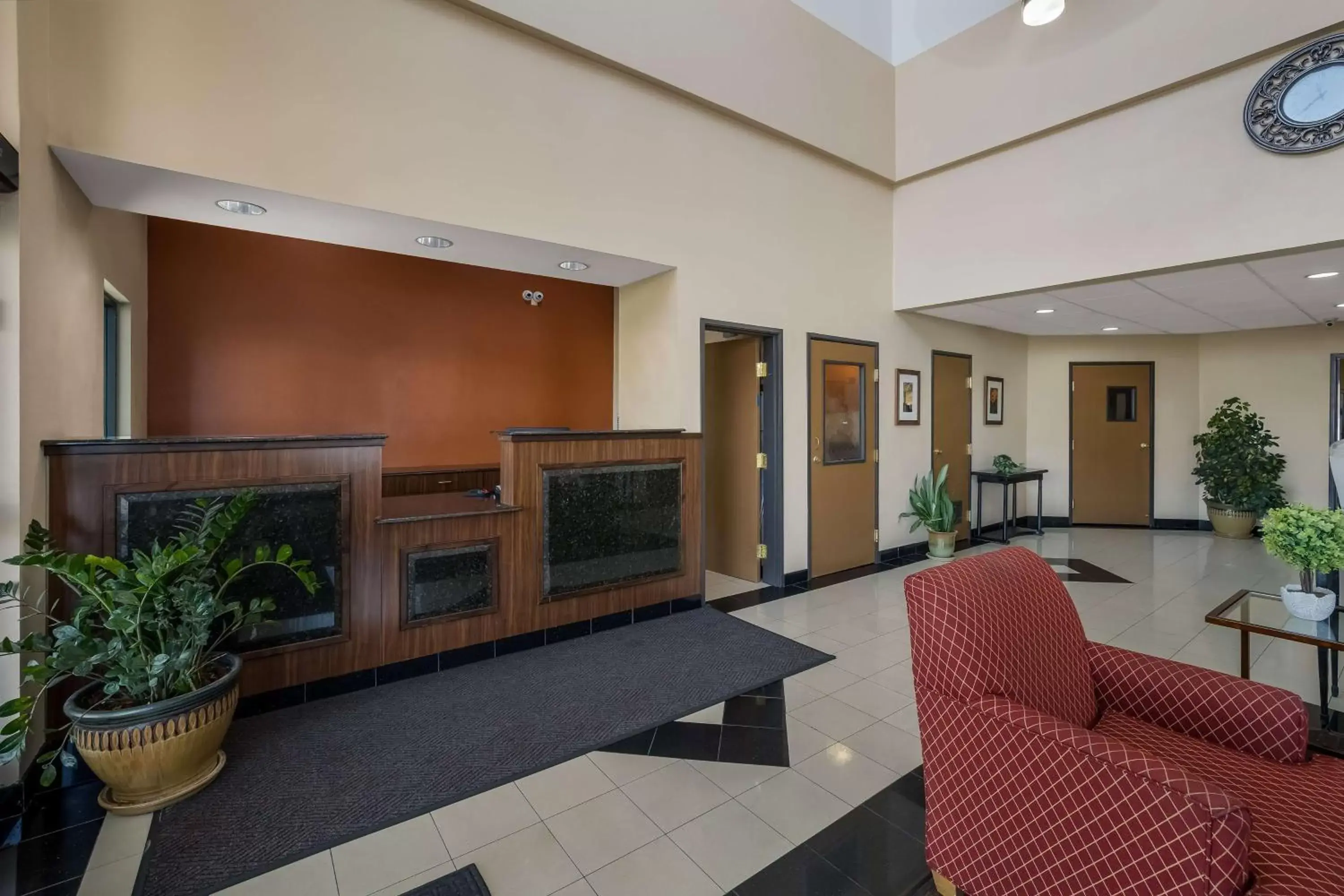 Lobby or reception in Best Western Gold Poppy Inn Lobby or reception in Best Western Gold Poppy Inn