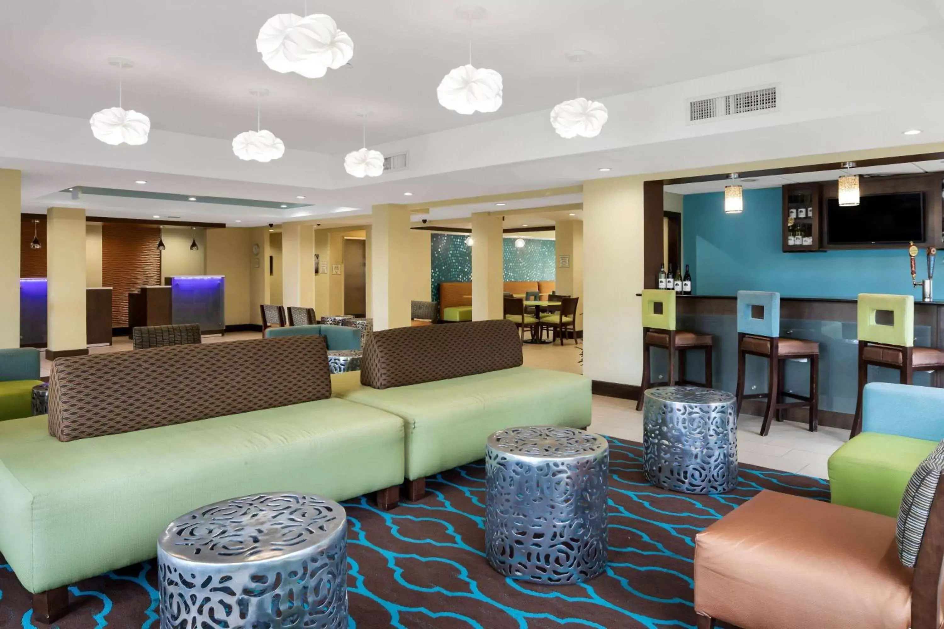 Lobby or reception in La Quinta by Wyndham LaGrange / I-85