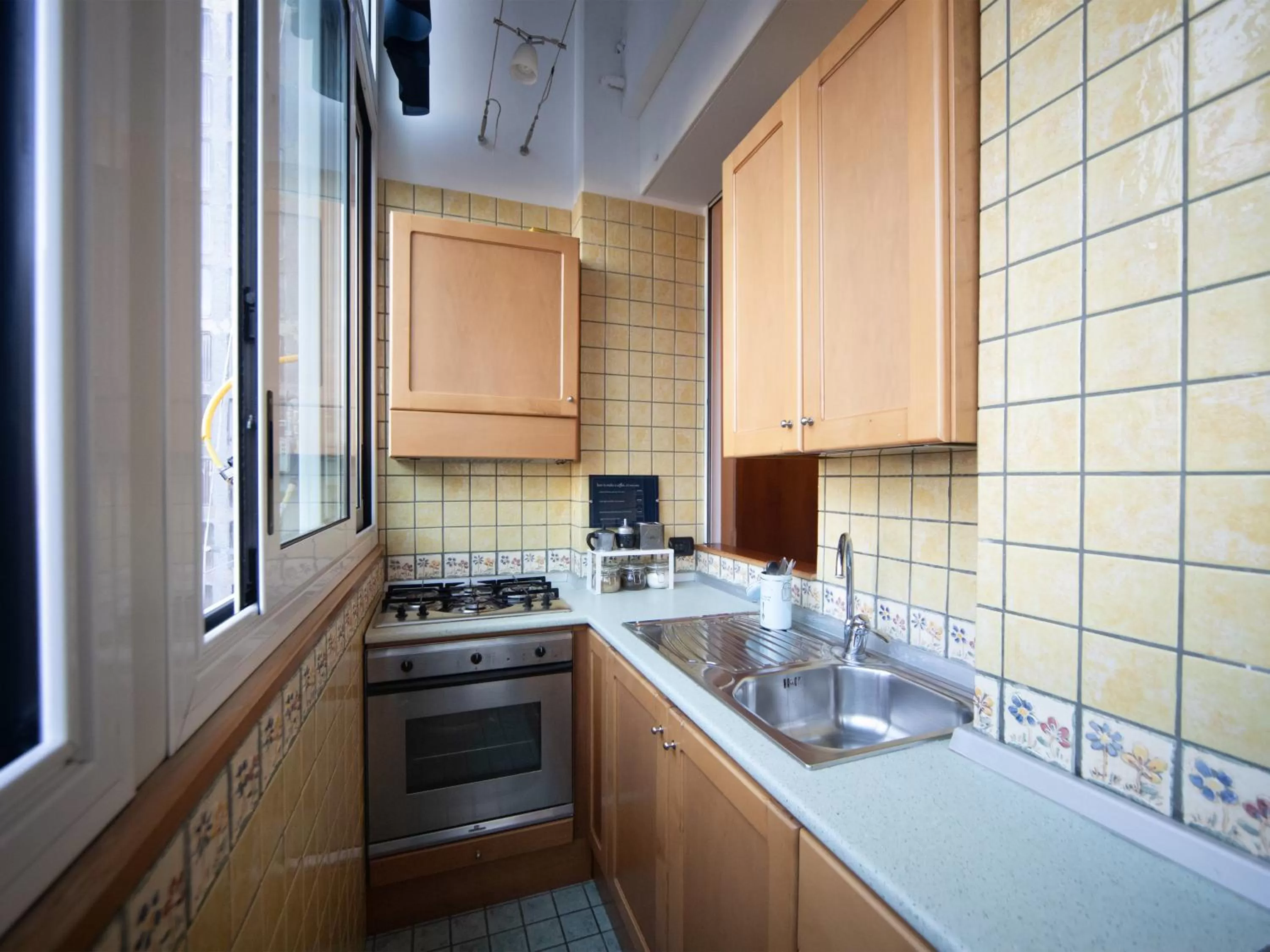 Kitchen or kitchenette in Salotto Borbonico