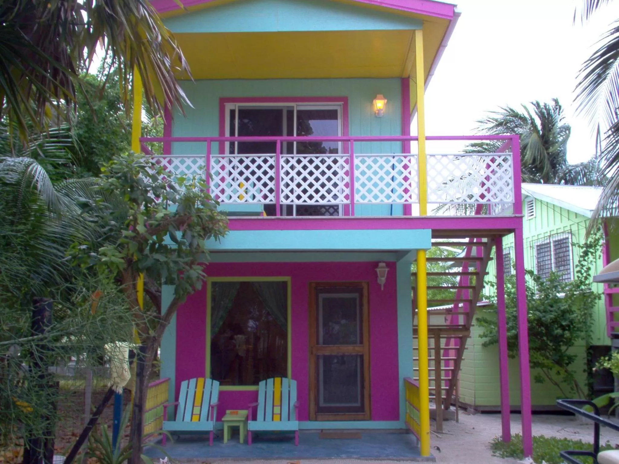 Facade/entrance in Barefoot Beach Belize