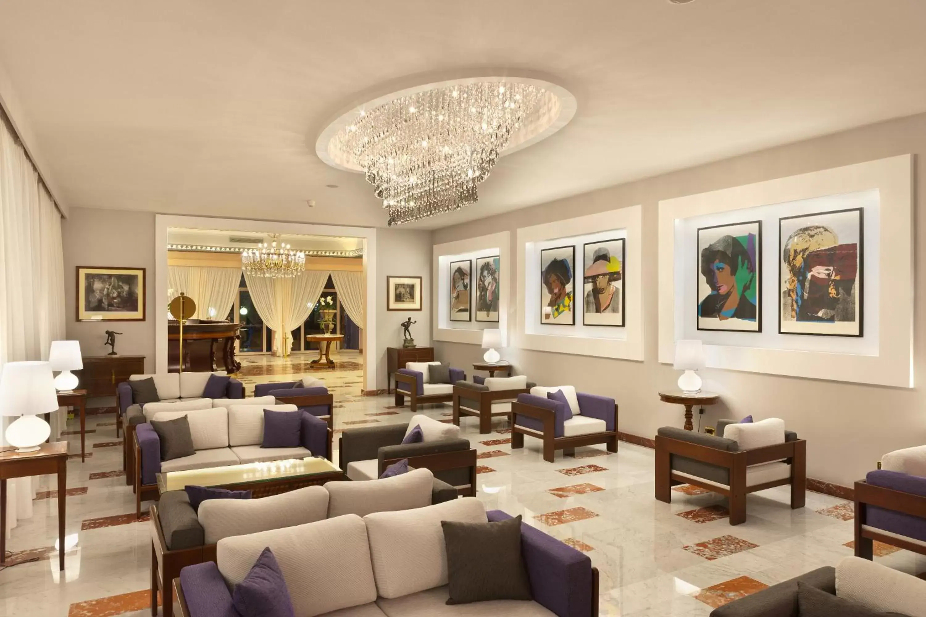 Lobby or reception in Hotel Continental