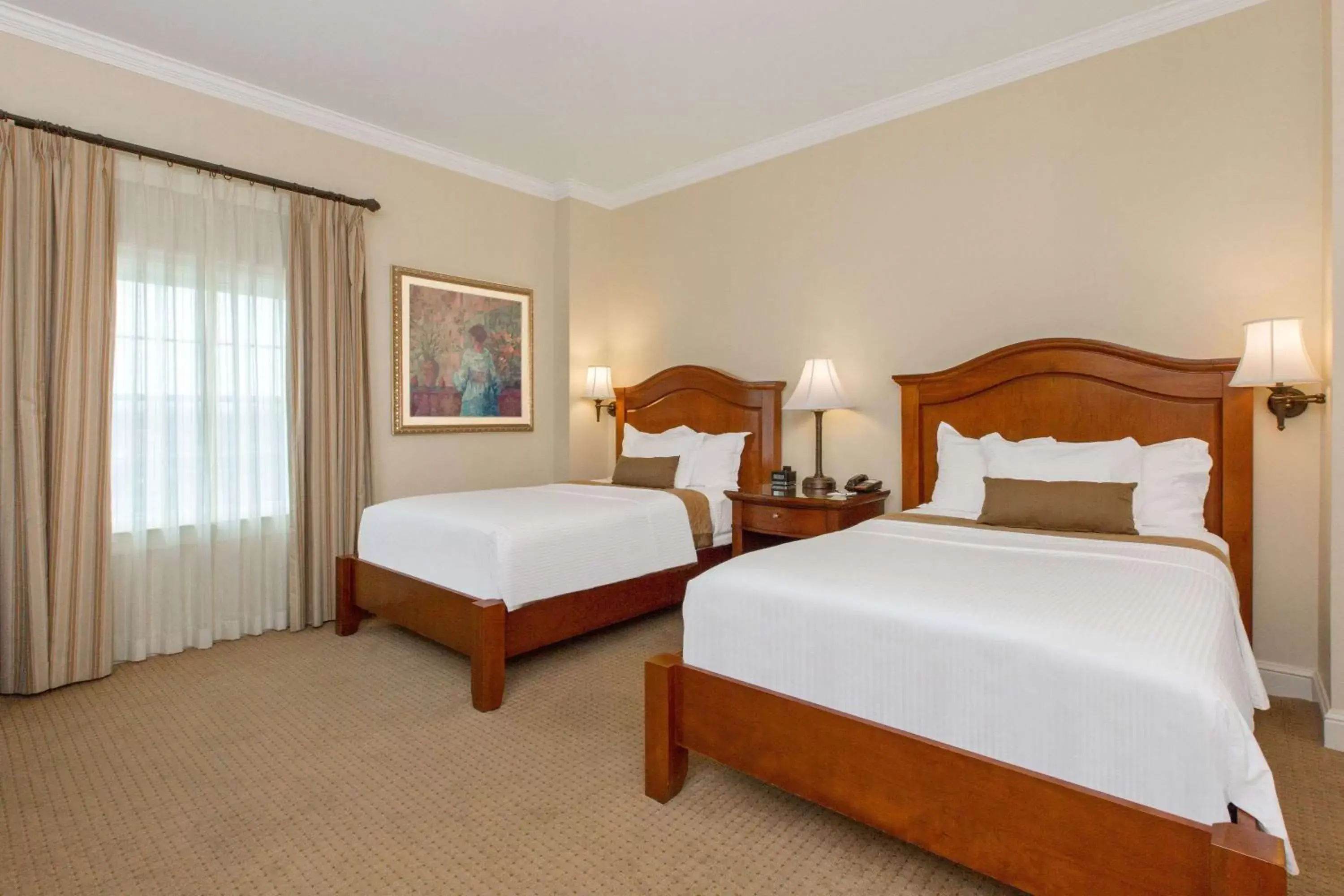 Double Room with Two Double Beds - Mobility Access/Non-Smoking in The George Washington - A Wyndham Grand Hotel Double Room with Two Double Beds - Mobility Access/Non-Smoking in The George Washington - A Wyndham Grand Hotel