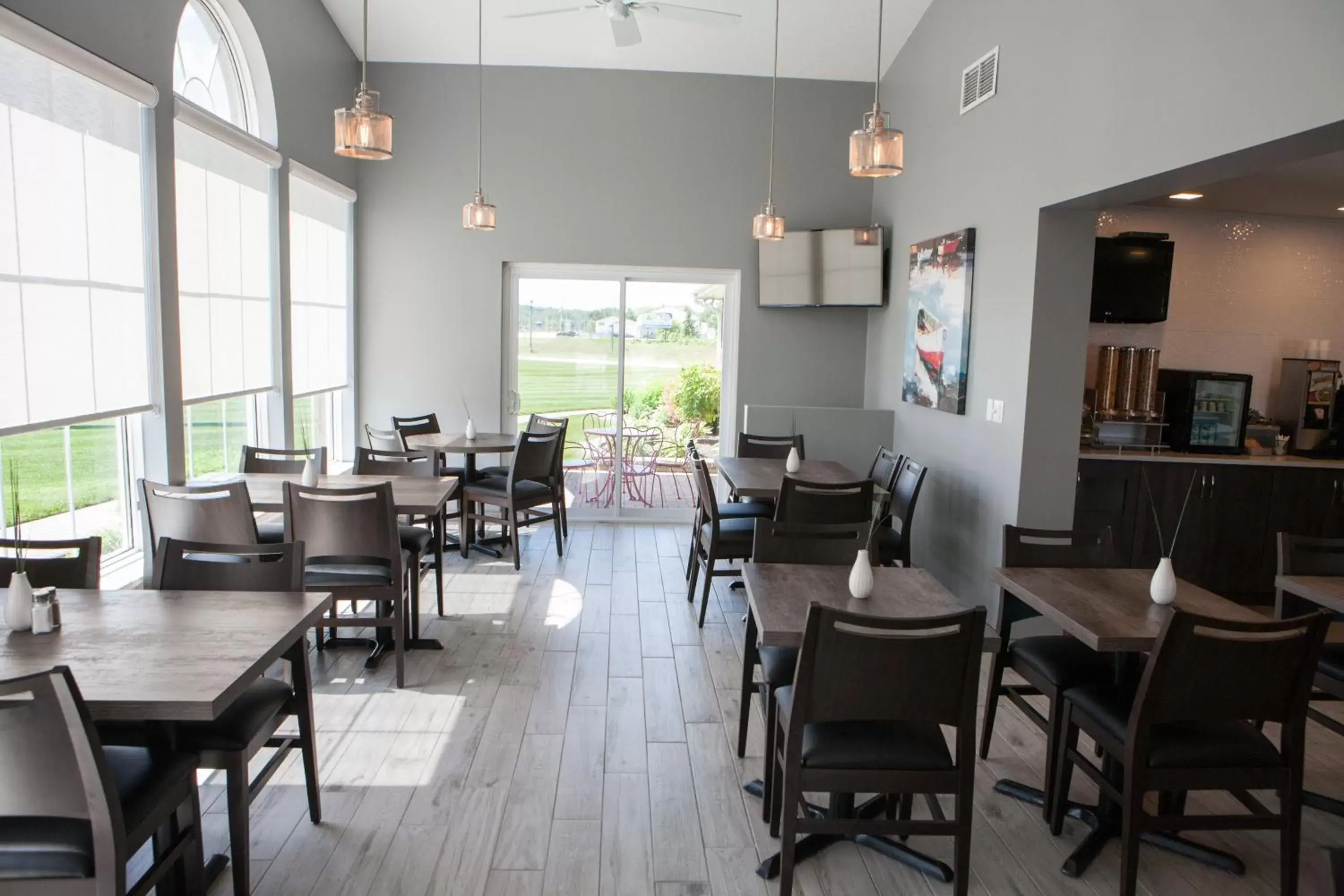 Breakfast, Restaurant/Places to Eat in Super 8 by Wyndham Port Elgin