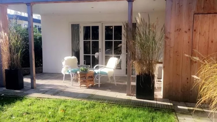 De Vijverkamer-----privé diner op de kamer mogelijk!!