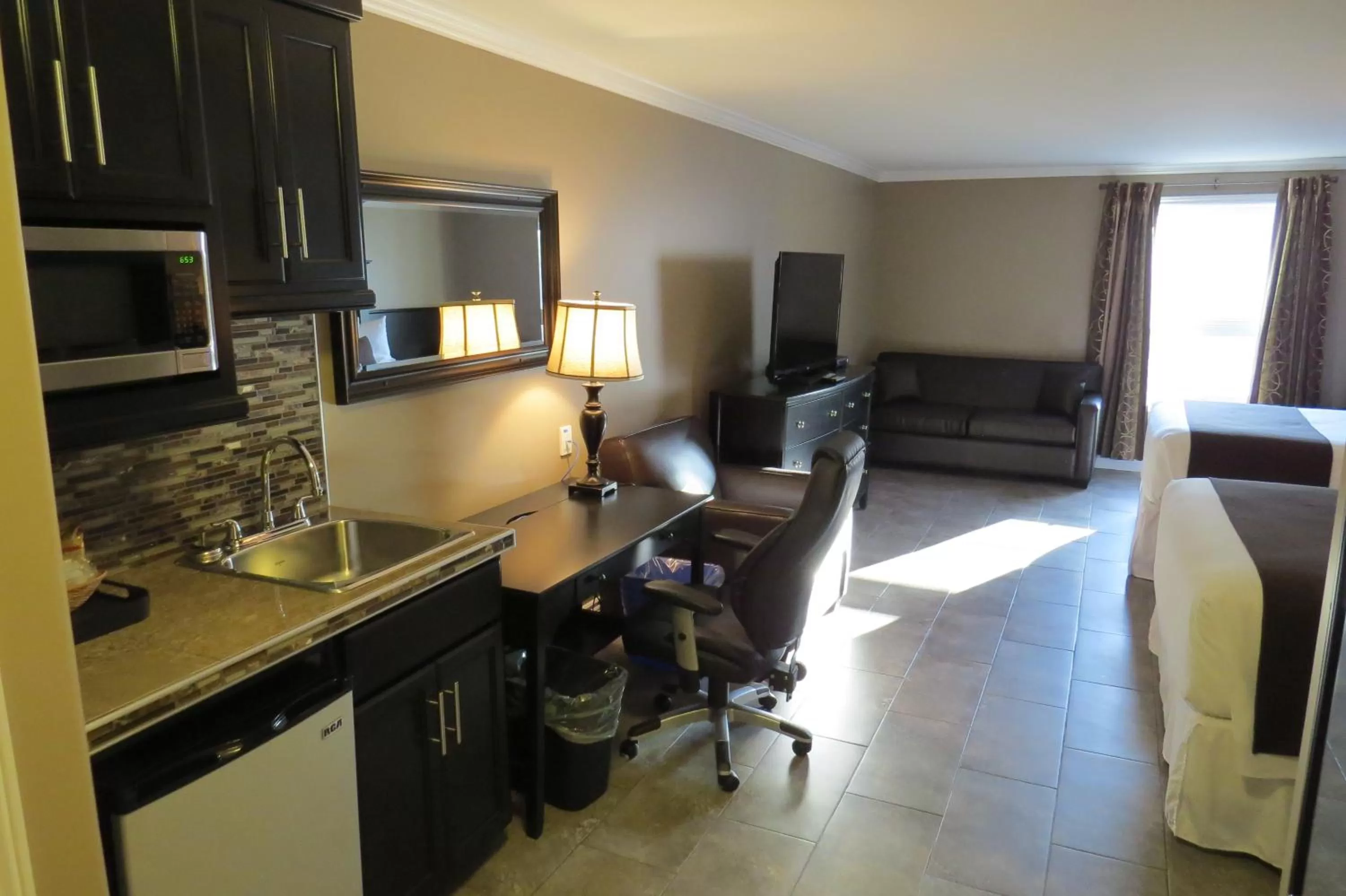 Street view, TV/Entertainment Center in Dockside Suites