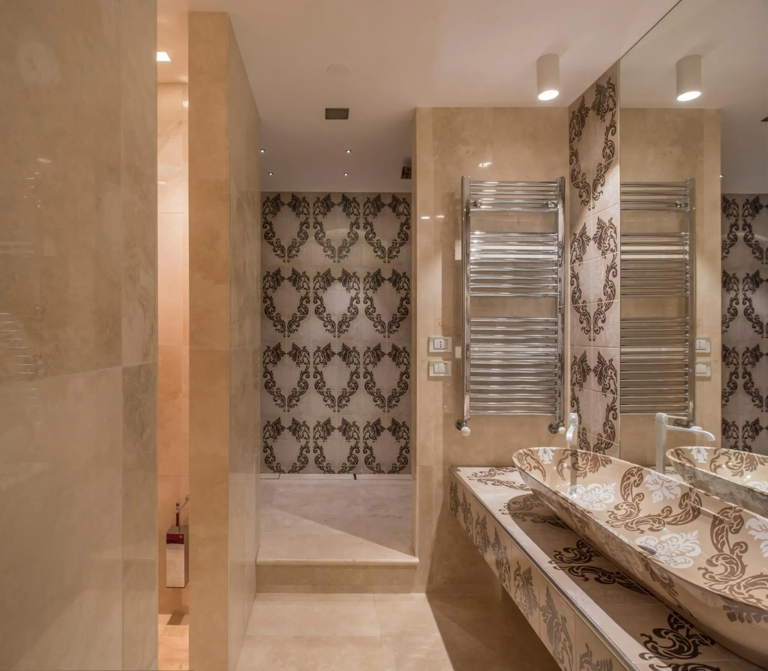Bathroom in Villa Neri Resort & Spa