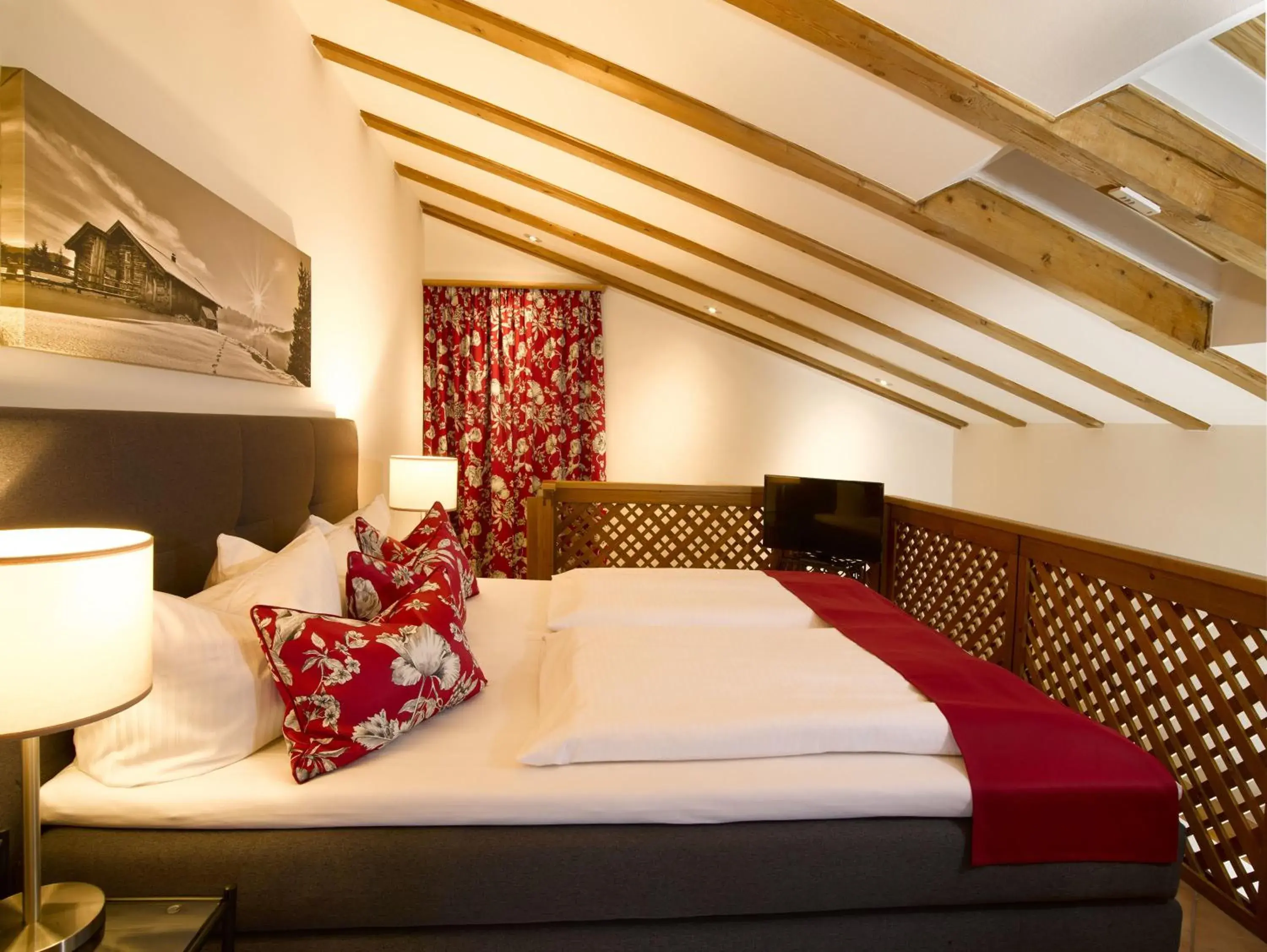 Bedroom, Bed in Seehotel Waltershof