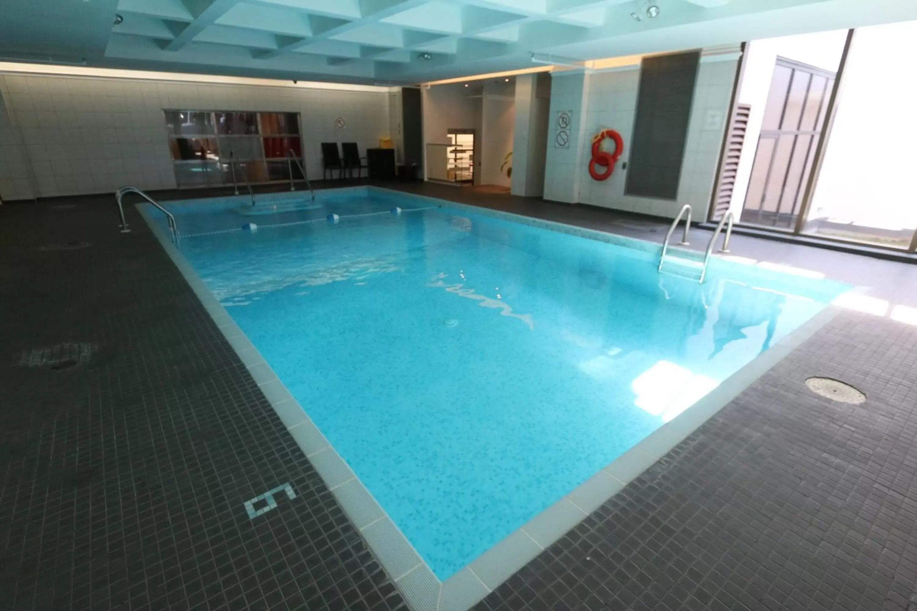 Swimming Pool in Hotel Classique