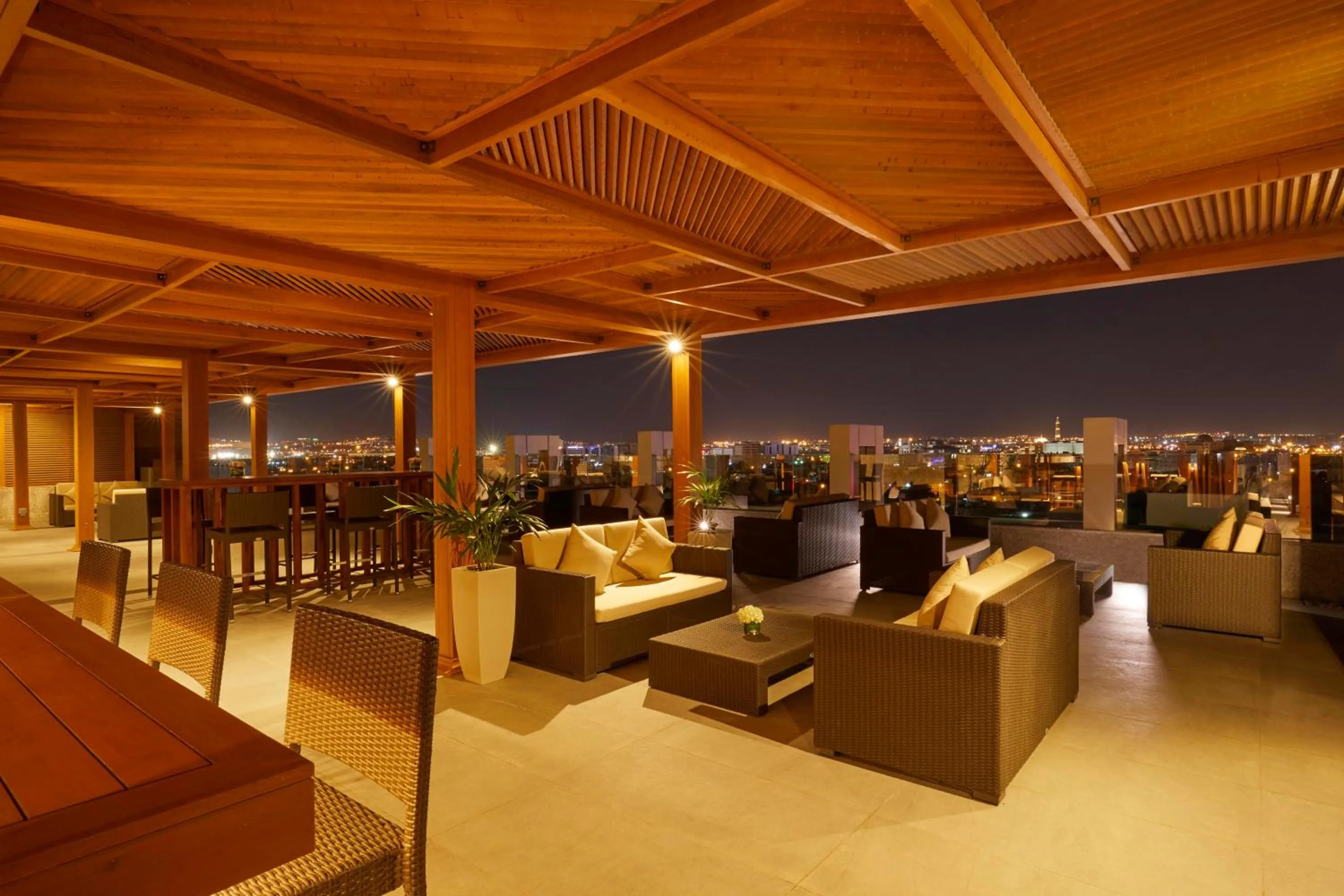 Night in Royal Tulip Muscat