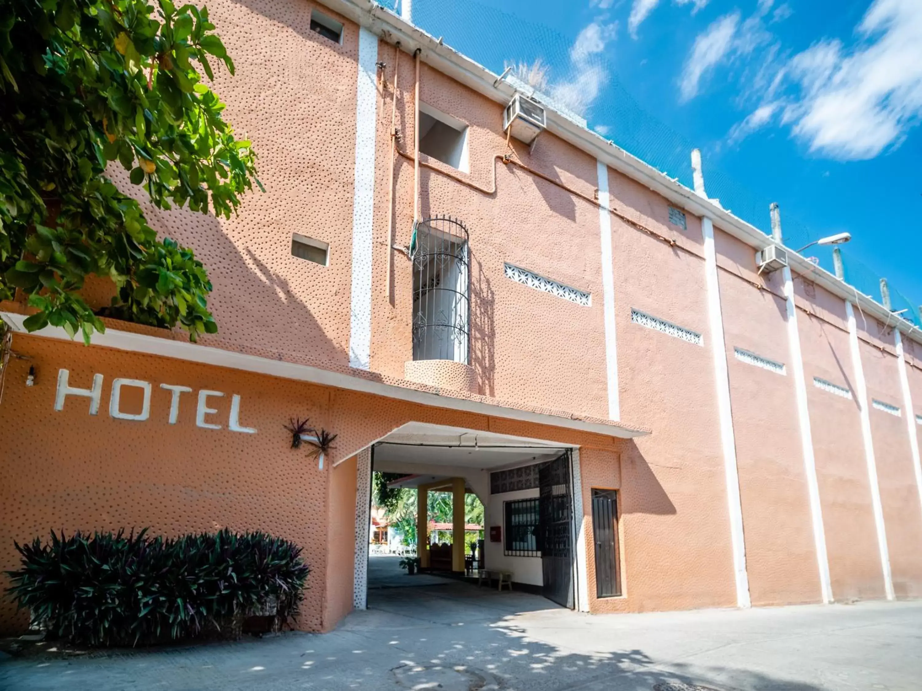 Property Building in Hotel Posada San Jose