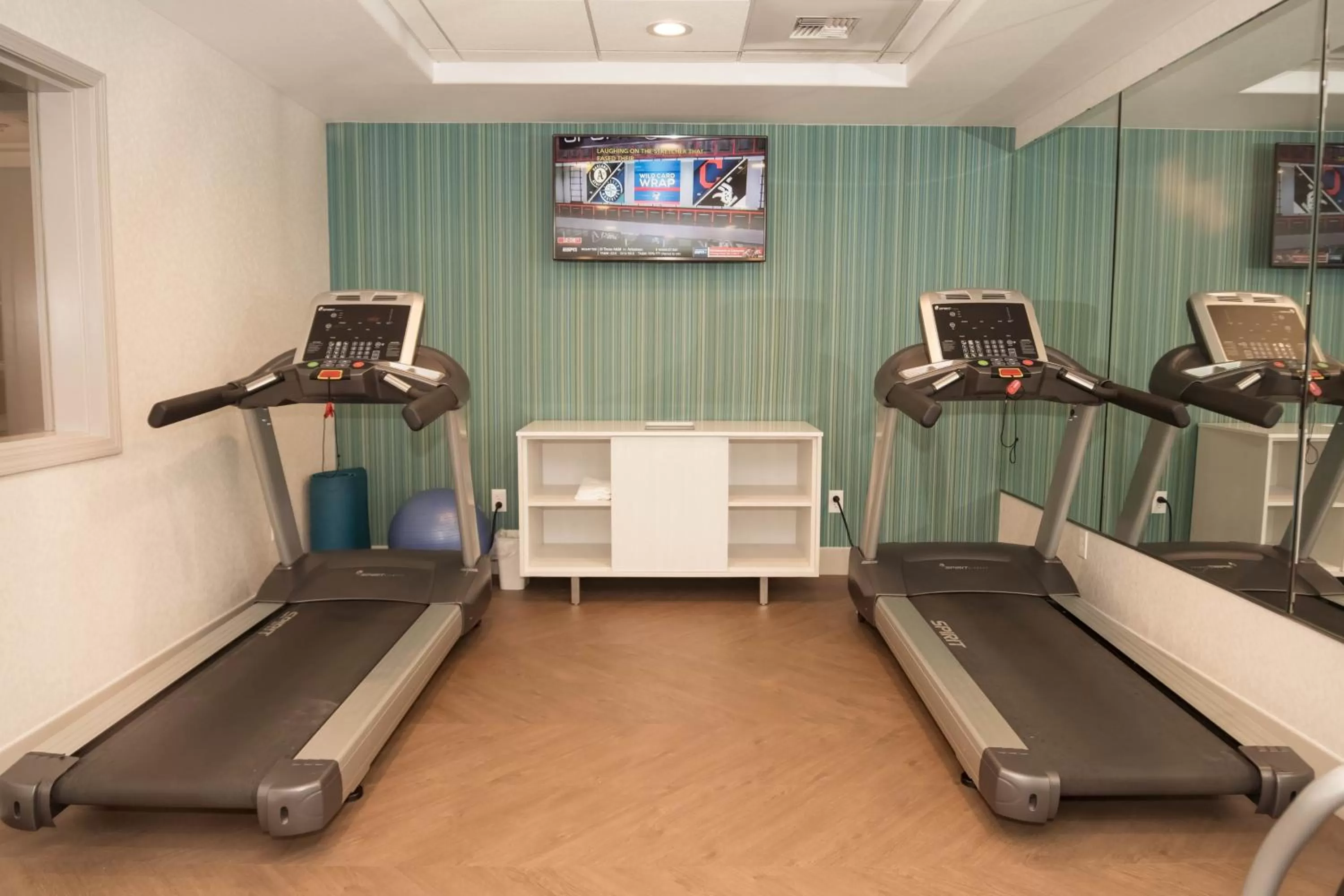 Fitness centre/facilities in Holiday Inn Express Porterville by IHG