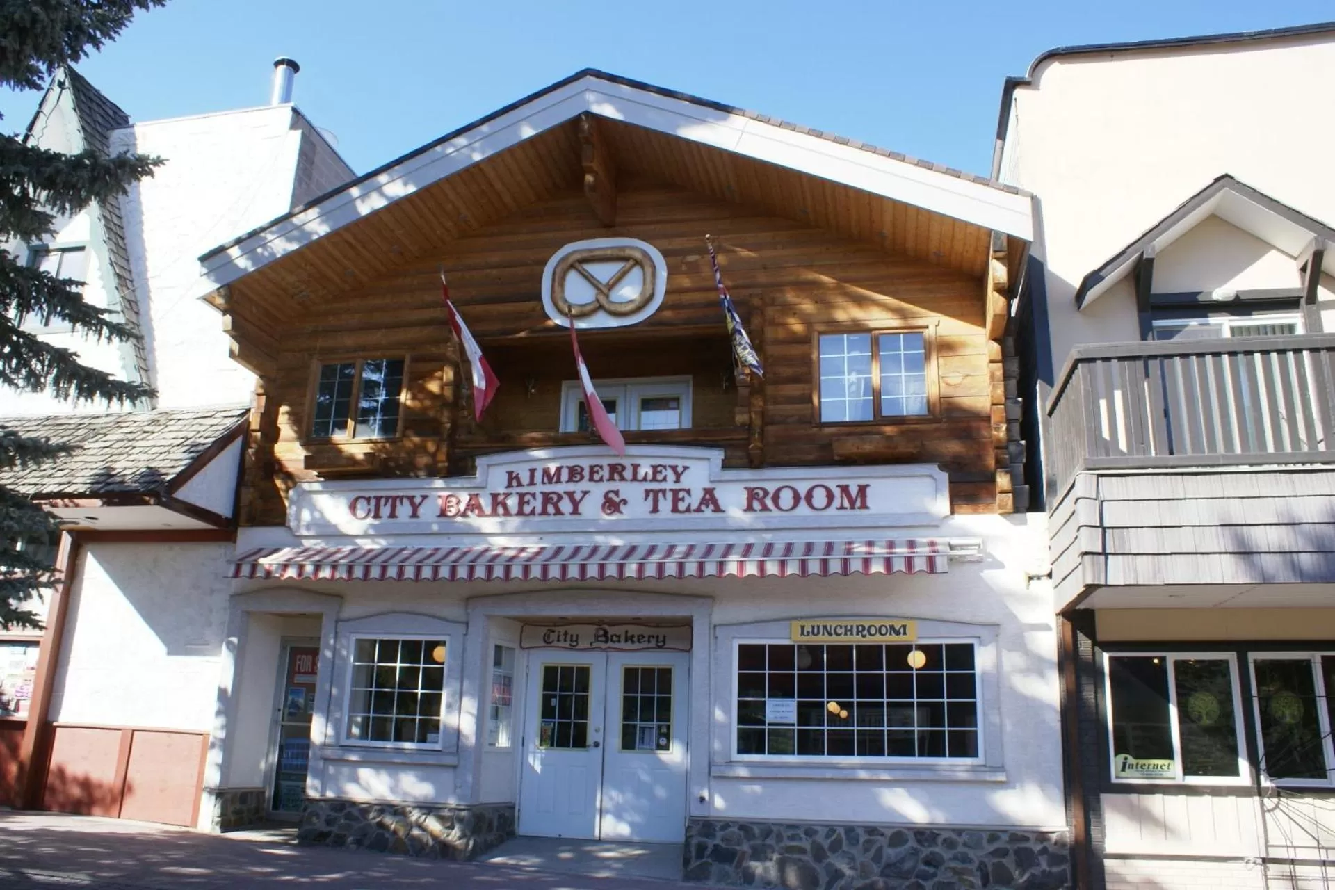 Area and facilities, Property Building in Alpenglow Bed and Breakfast