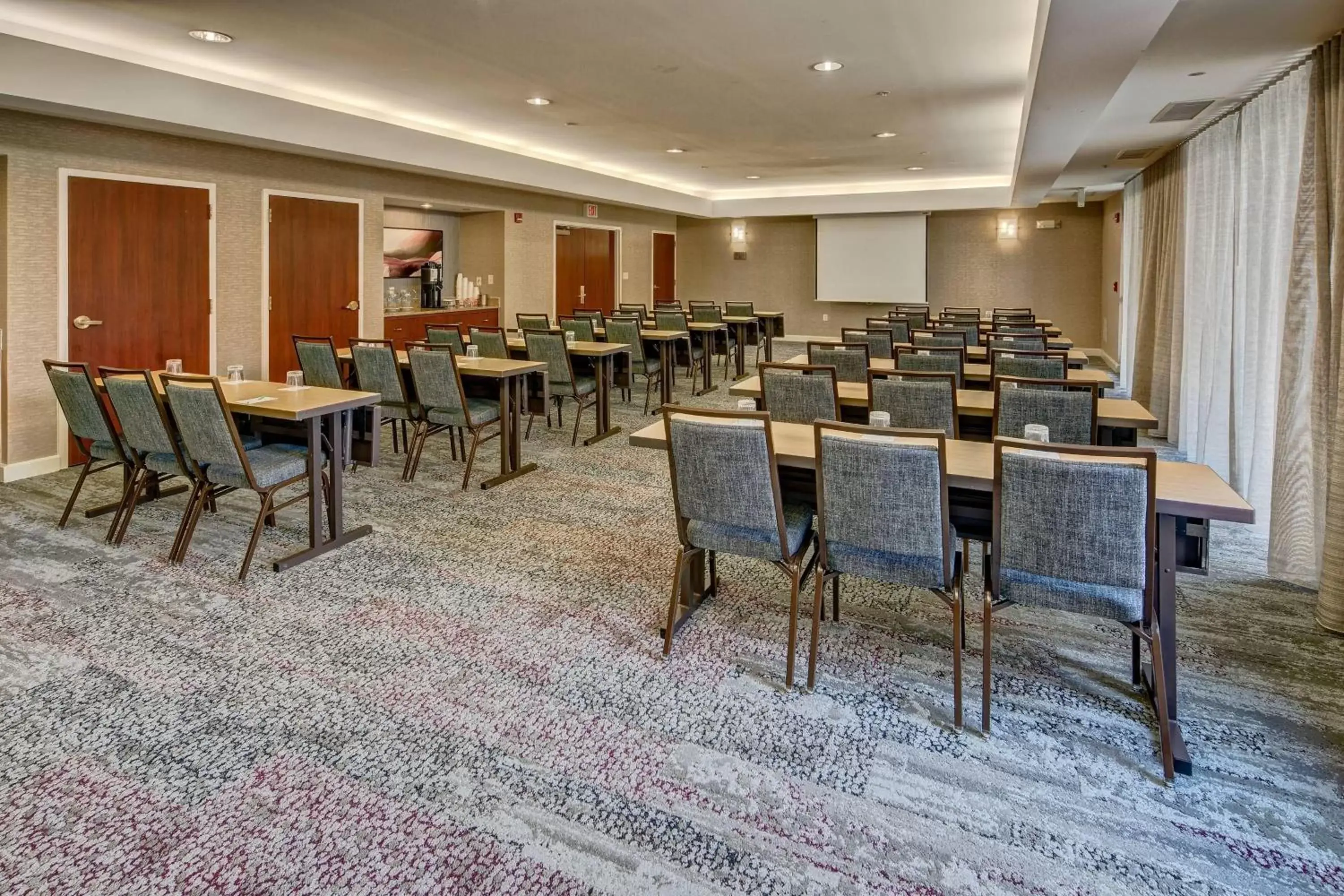 Meeting/conference room in Courtyard by Marriott Springfield