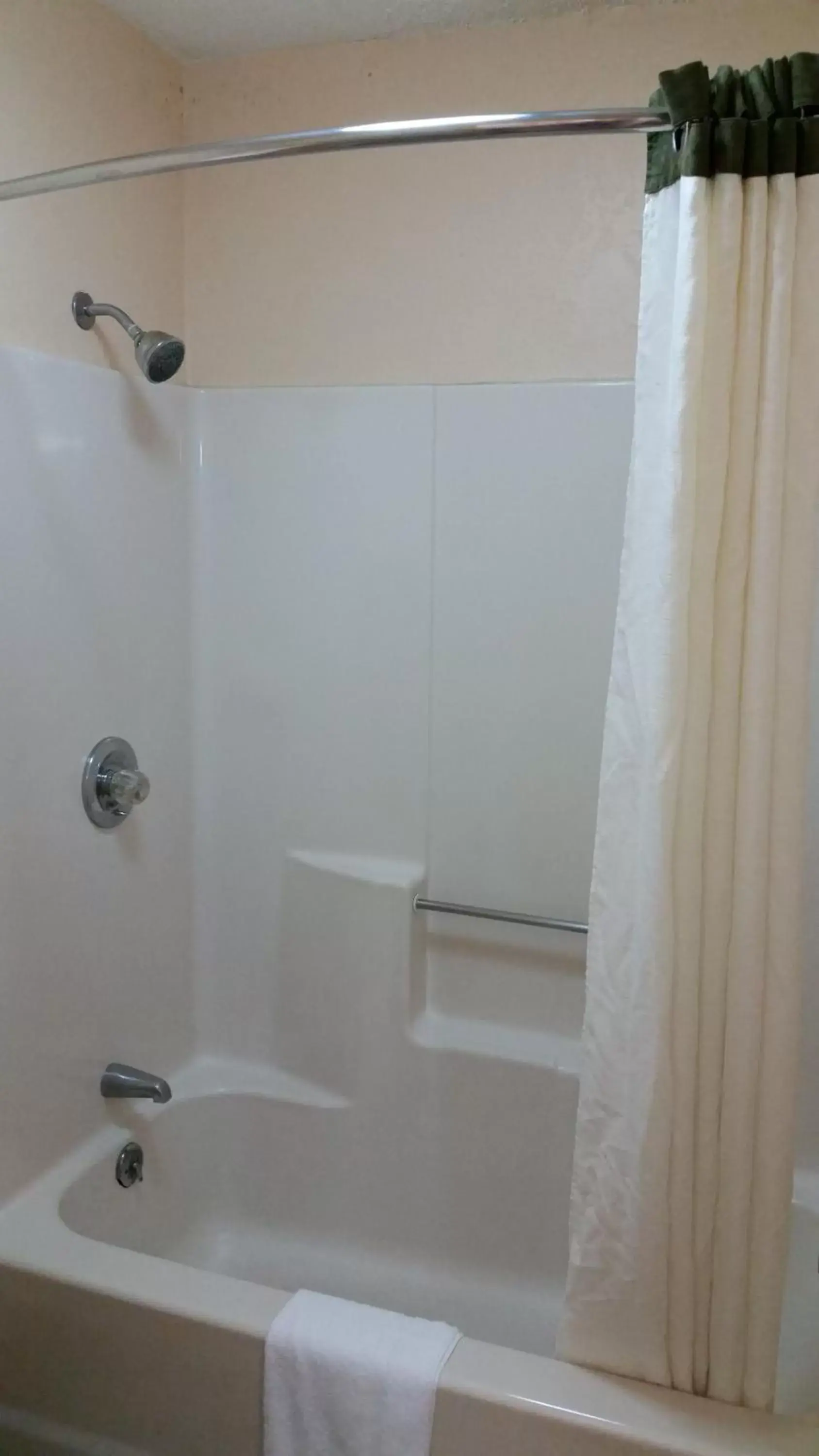 Shower, Bathroom in Super 8 by Wyndham Waco/Mall area TX