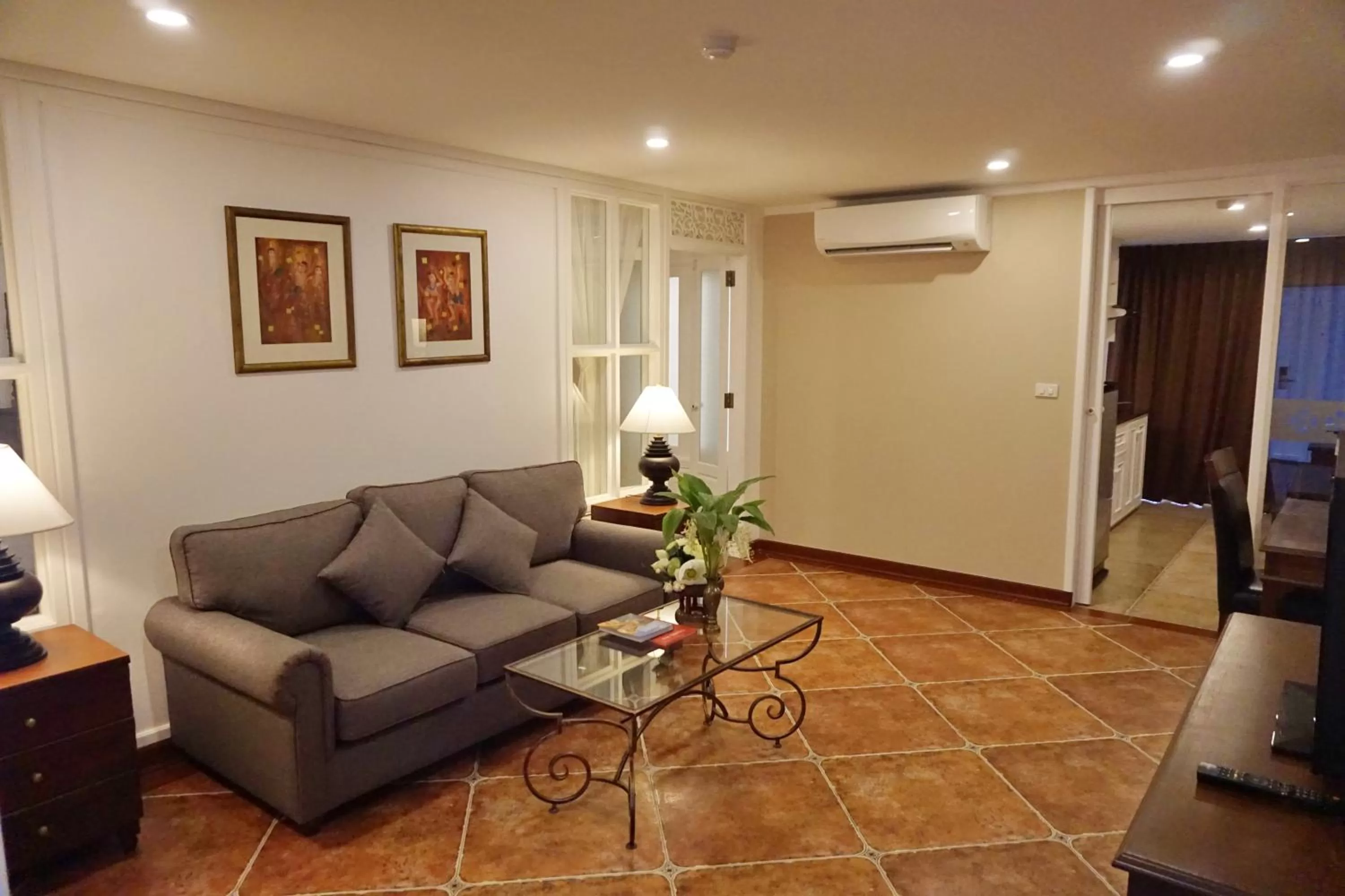 Living room in Viangbua Mansion