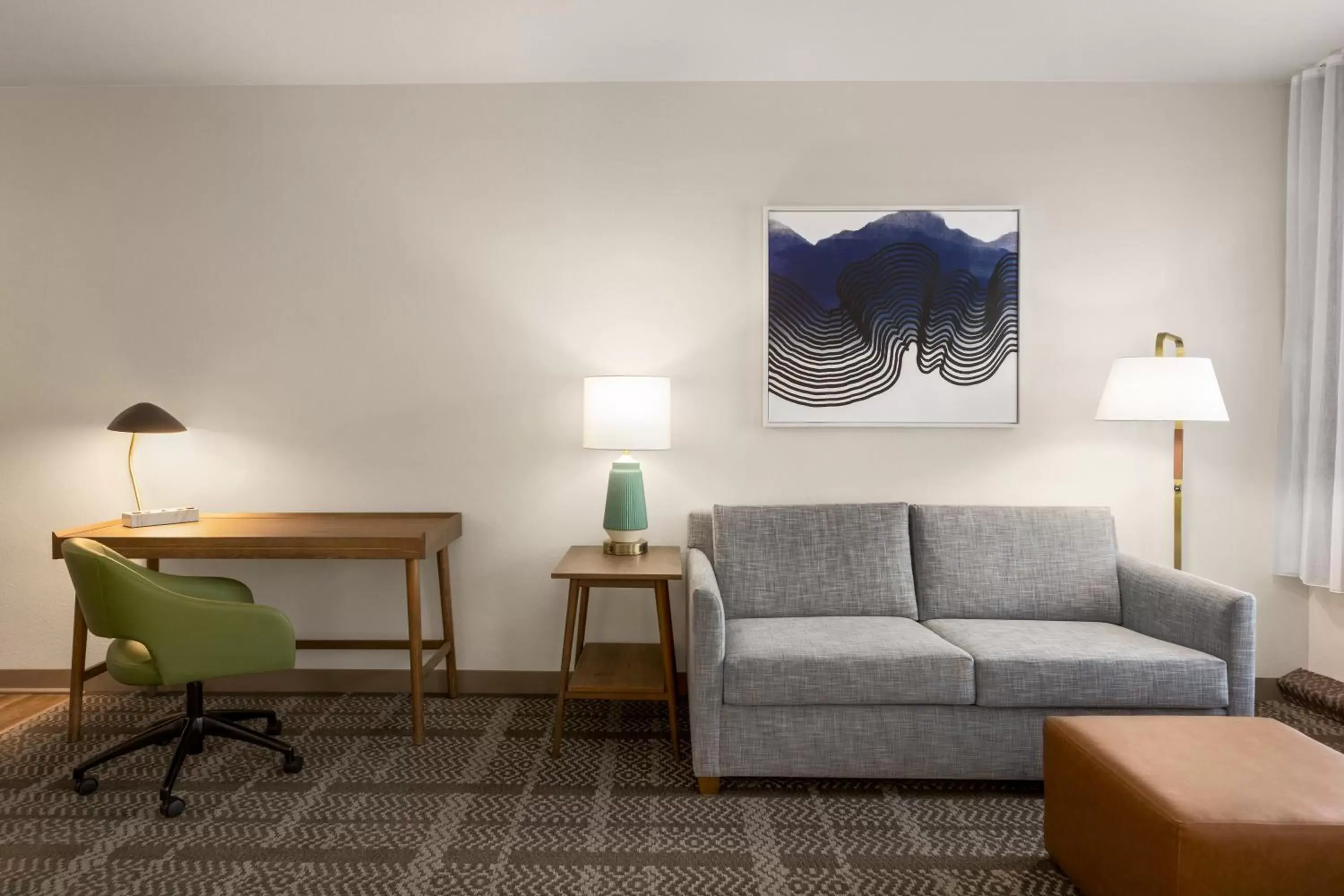 Living room, Seating Area in Staybridge Suites Quantico-Stafford, an IHG Hotel