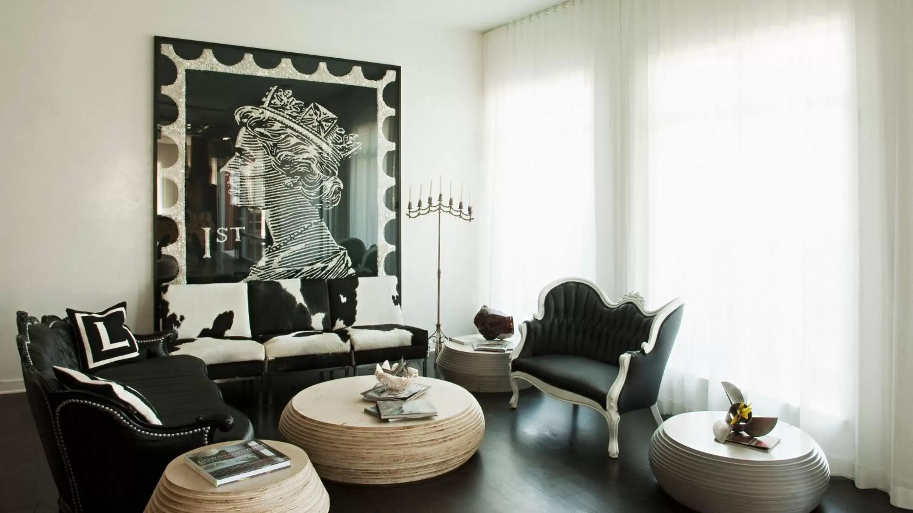 Living room in Bungalow Hotel Living room in Bungalow Hotel