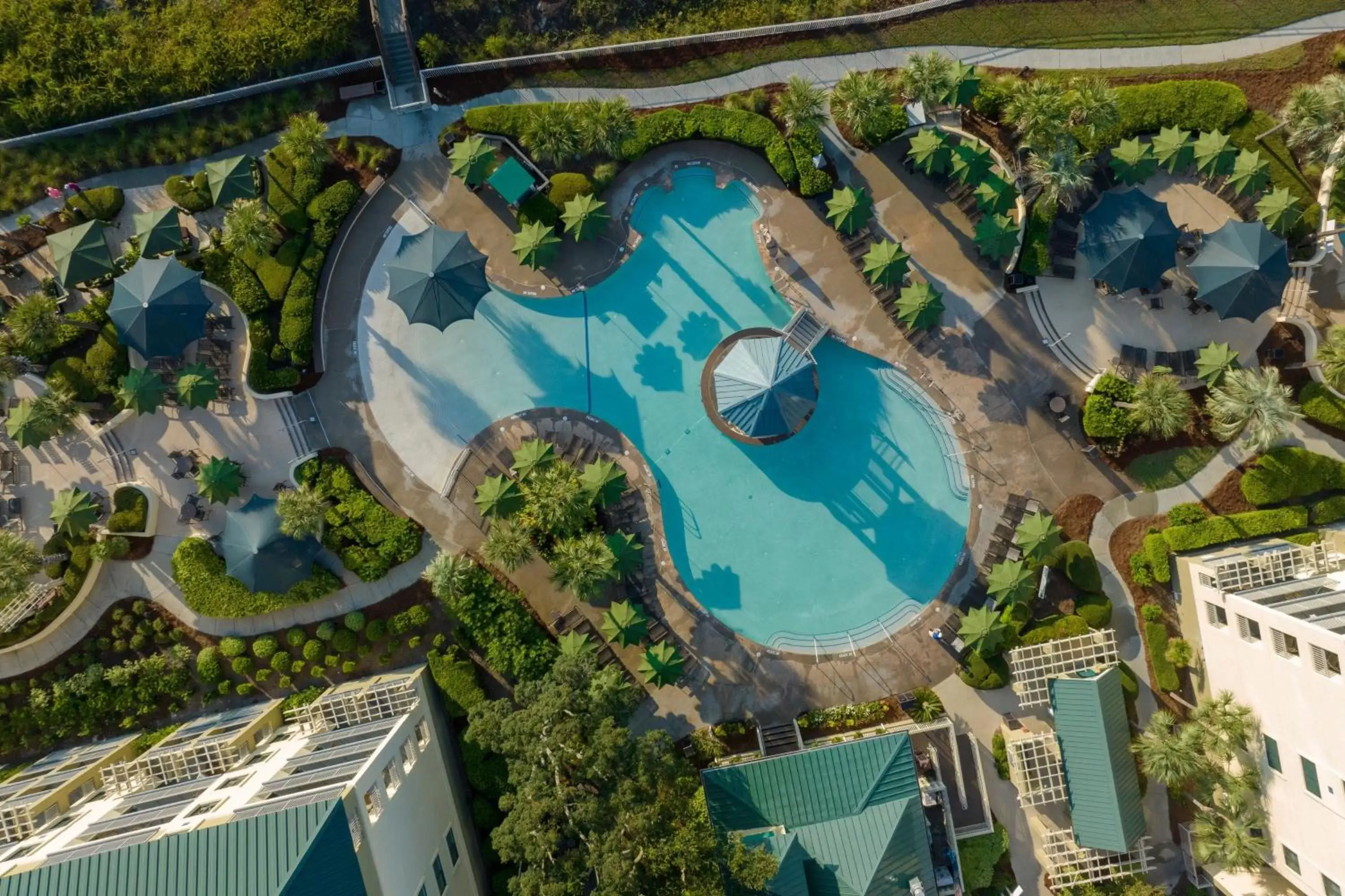 Swimming pool, Bird's-eye View in Marriott's Barony Beach Club