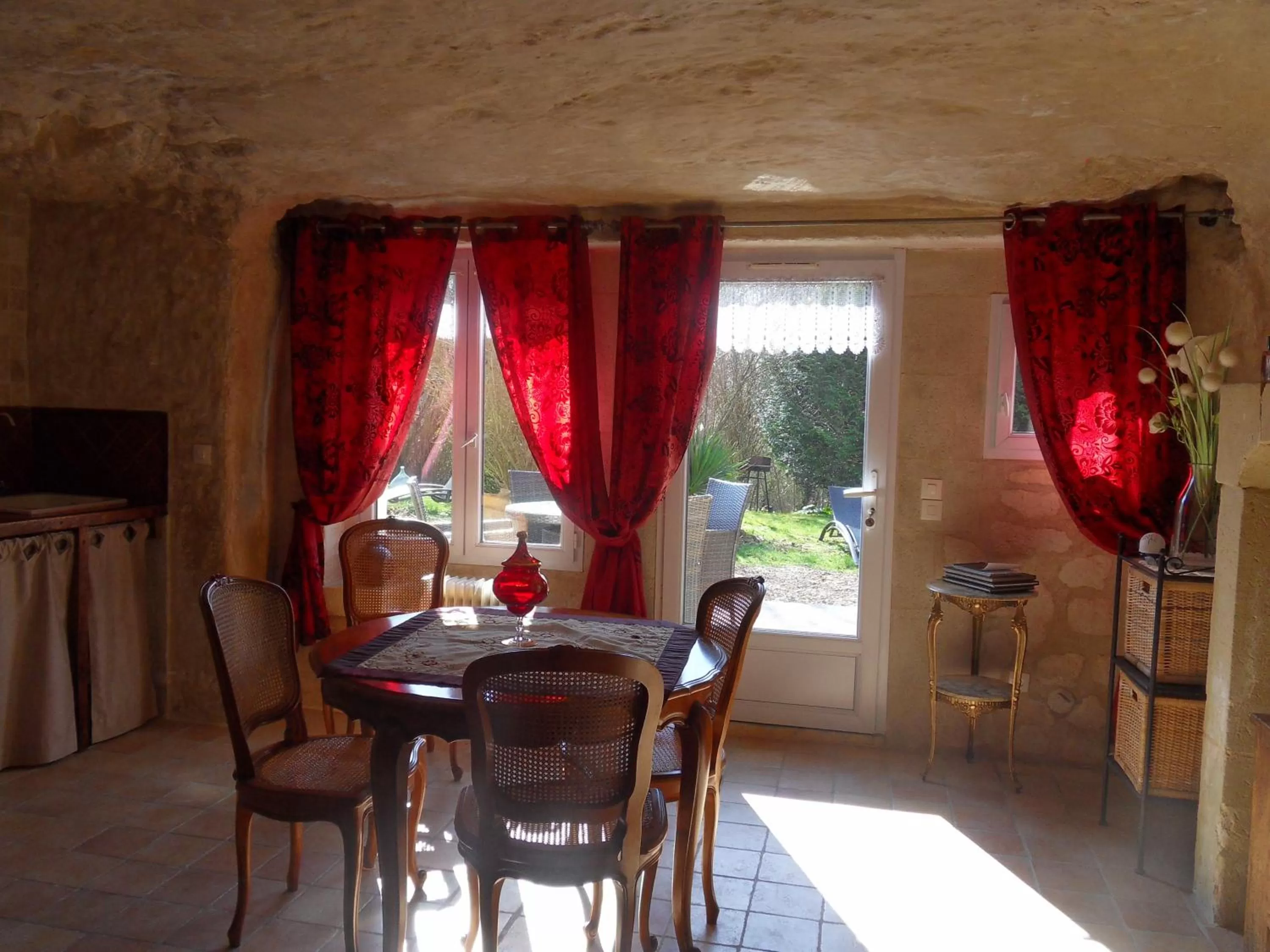 Dining area in Troglodelice