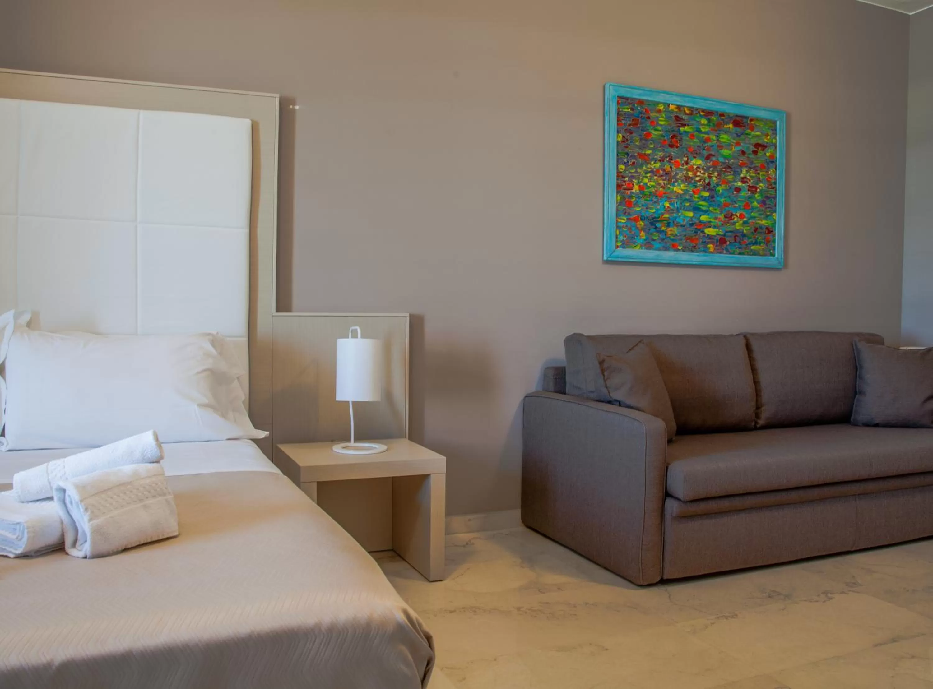 Bed in Central Gallery Rooms- Palazzo D'Ali' Staiti XIX