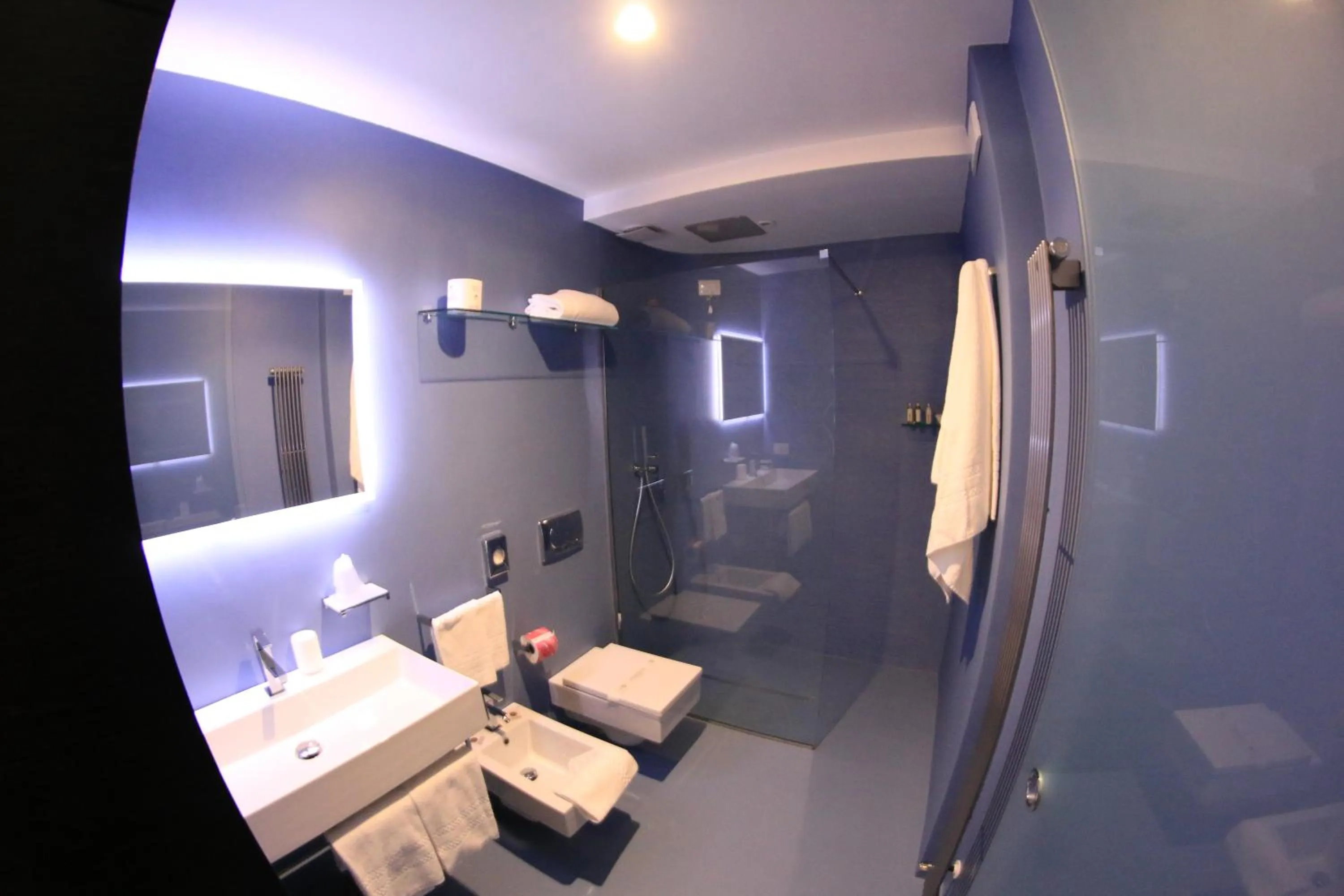 Bathroom in Albergo Del Sedile