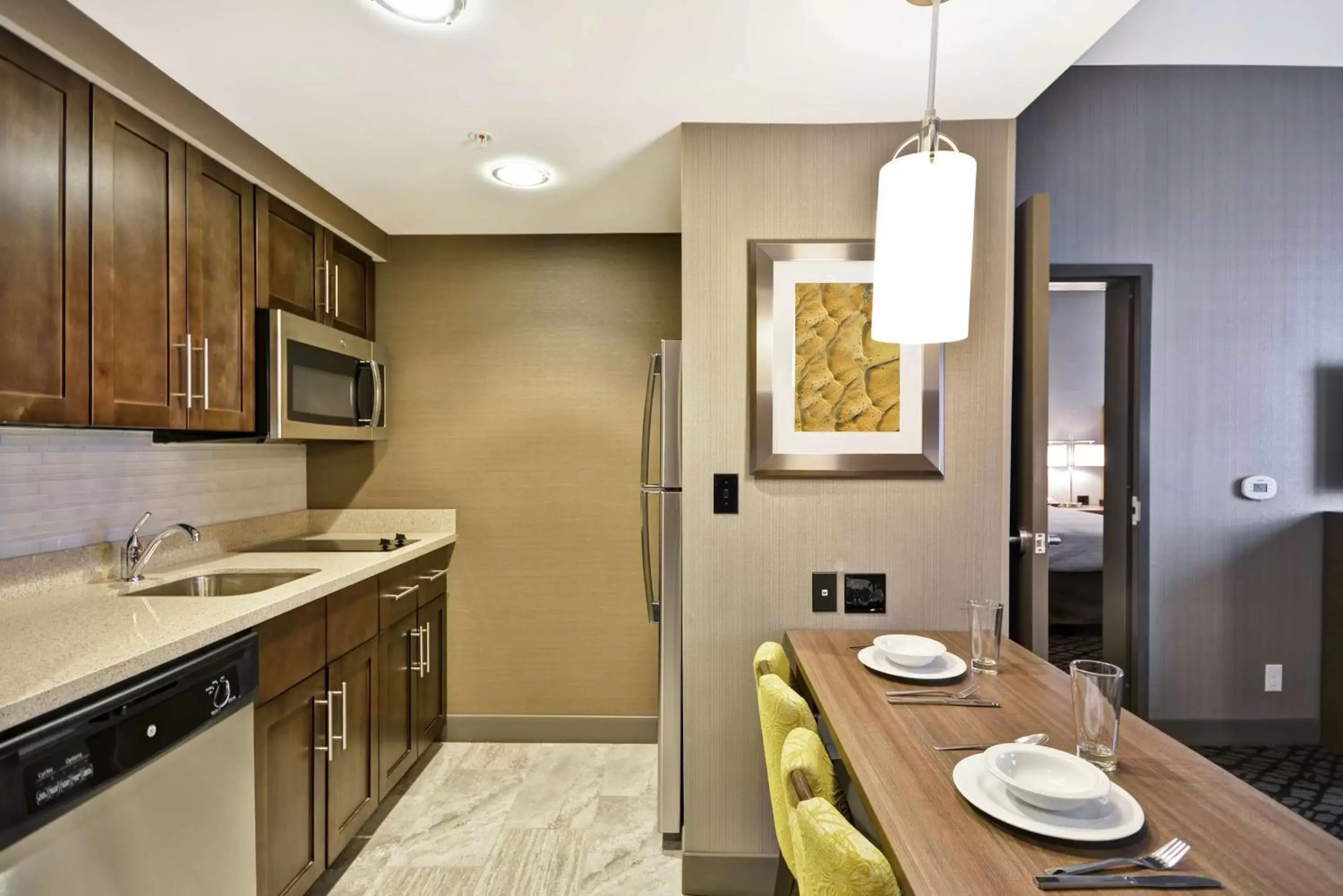 Kitchen or kitchenette, Kitchen/Kitchenette in Homewood Suites By Hilton Warren Detroit