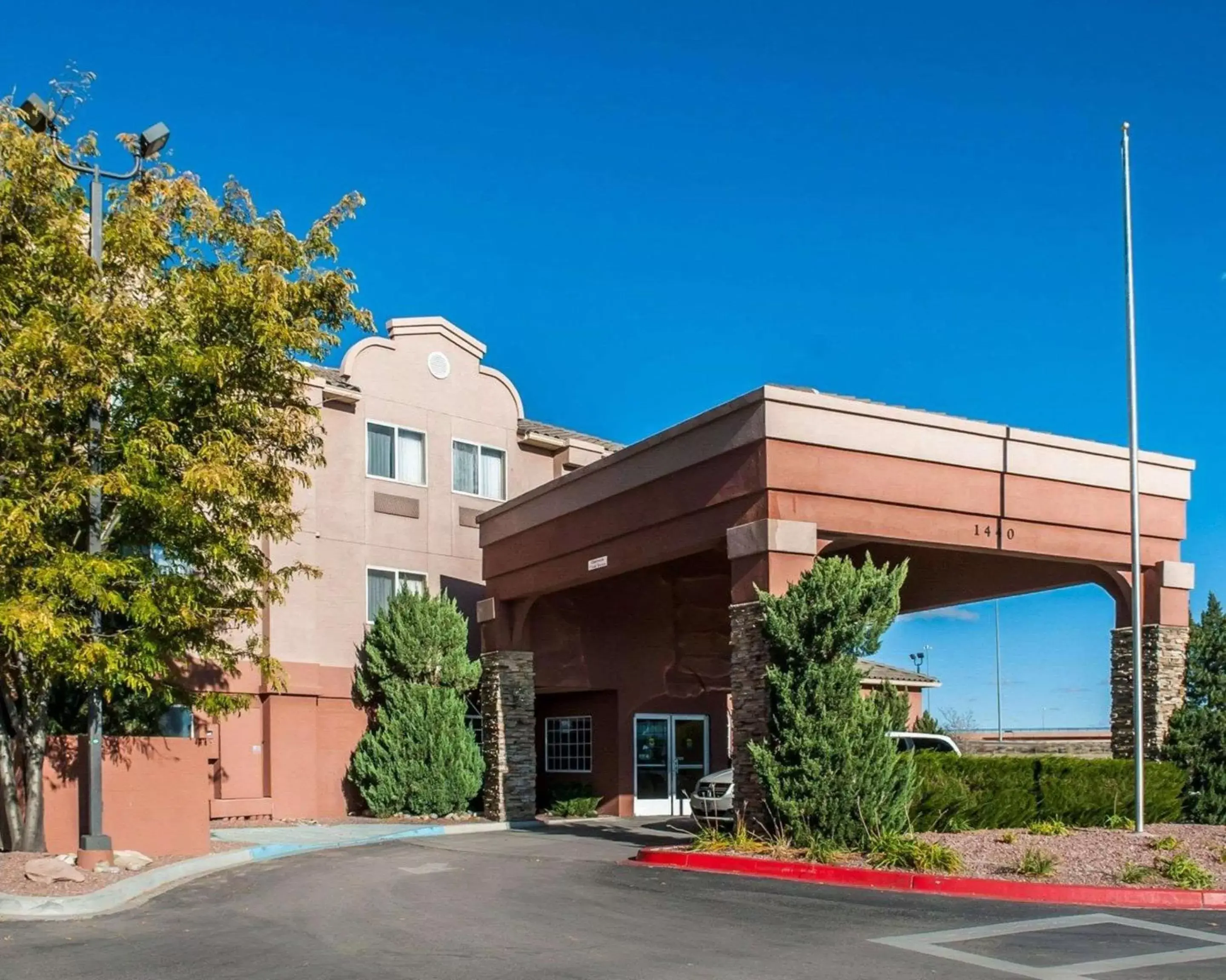 Property Building in Comfort Inn Gallup I-40 Exit 20