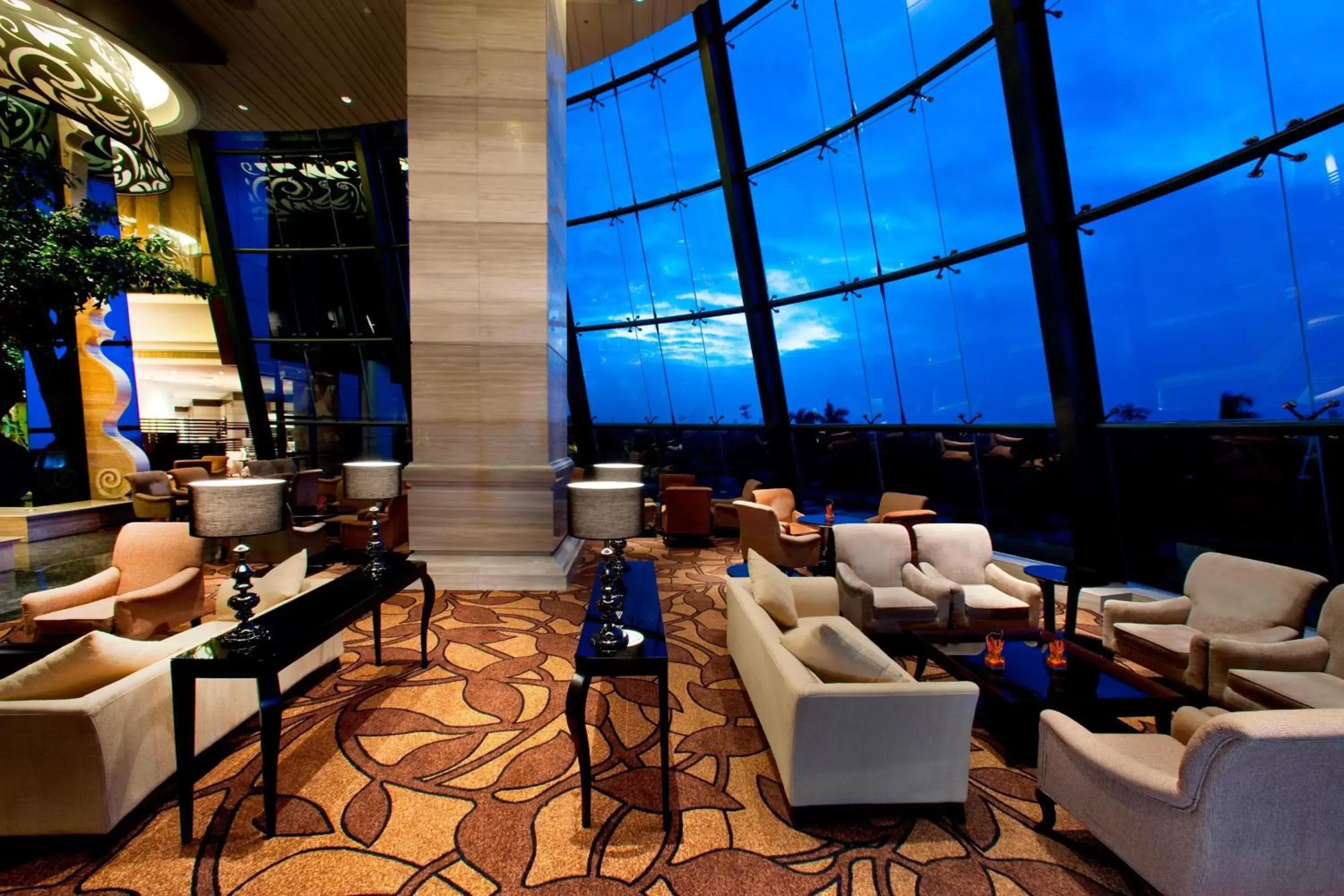 Lobby or reception in Sheraton Shunde Hotel