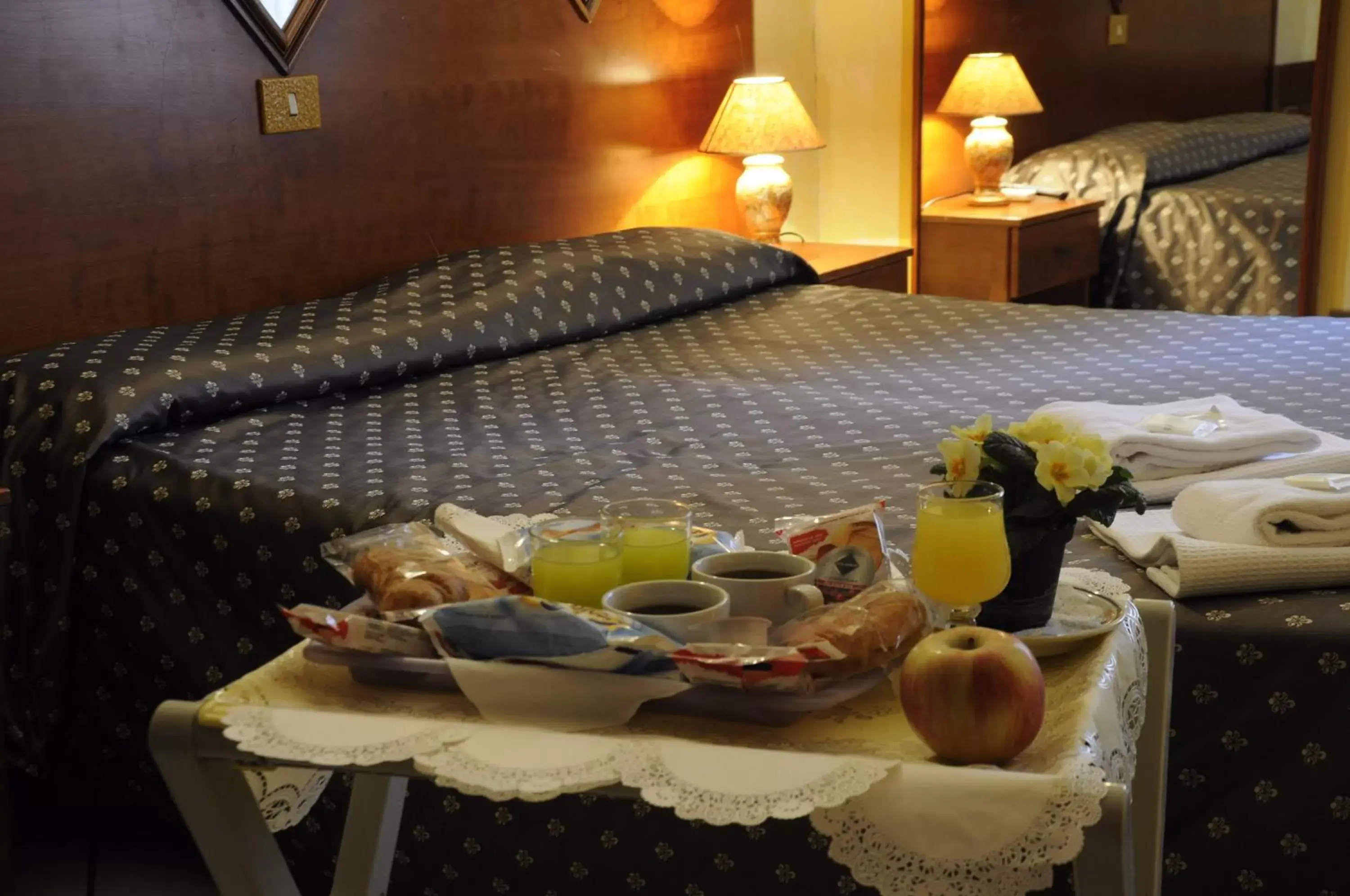 Bedroom, Bed in Hotel Farini