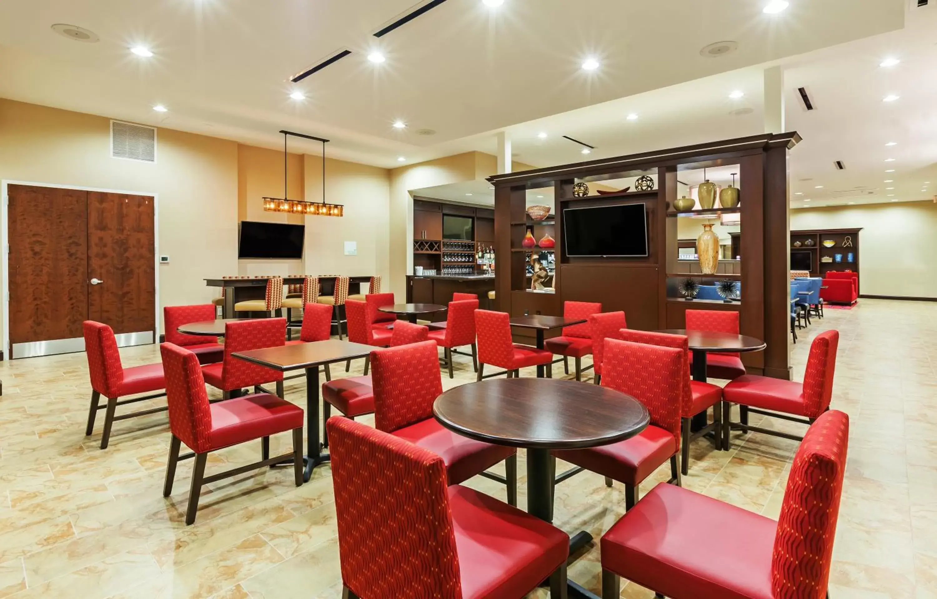 Restaurant/Places to Eat in Holiday Inn Plano-The Colony, an IHG Hotel