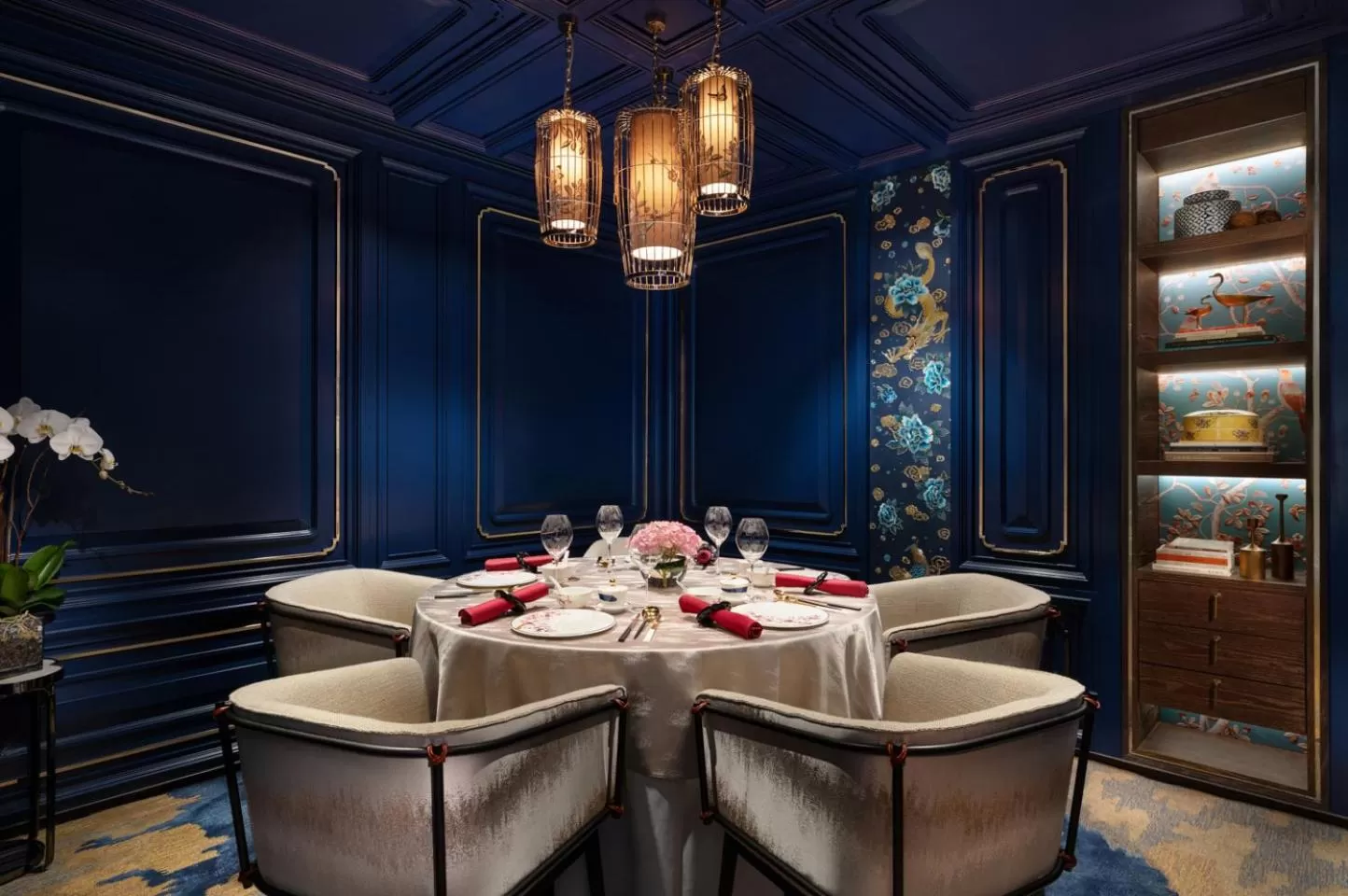 Restaurant/places to eat in Mandarin Oriental, Hong Kong