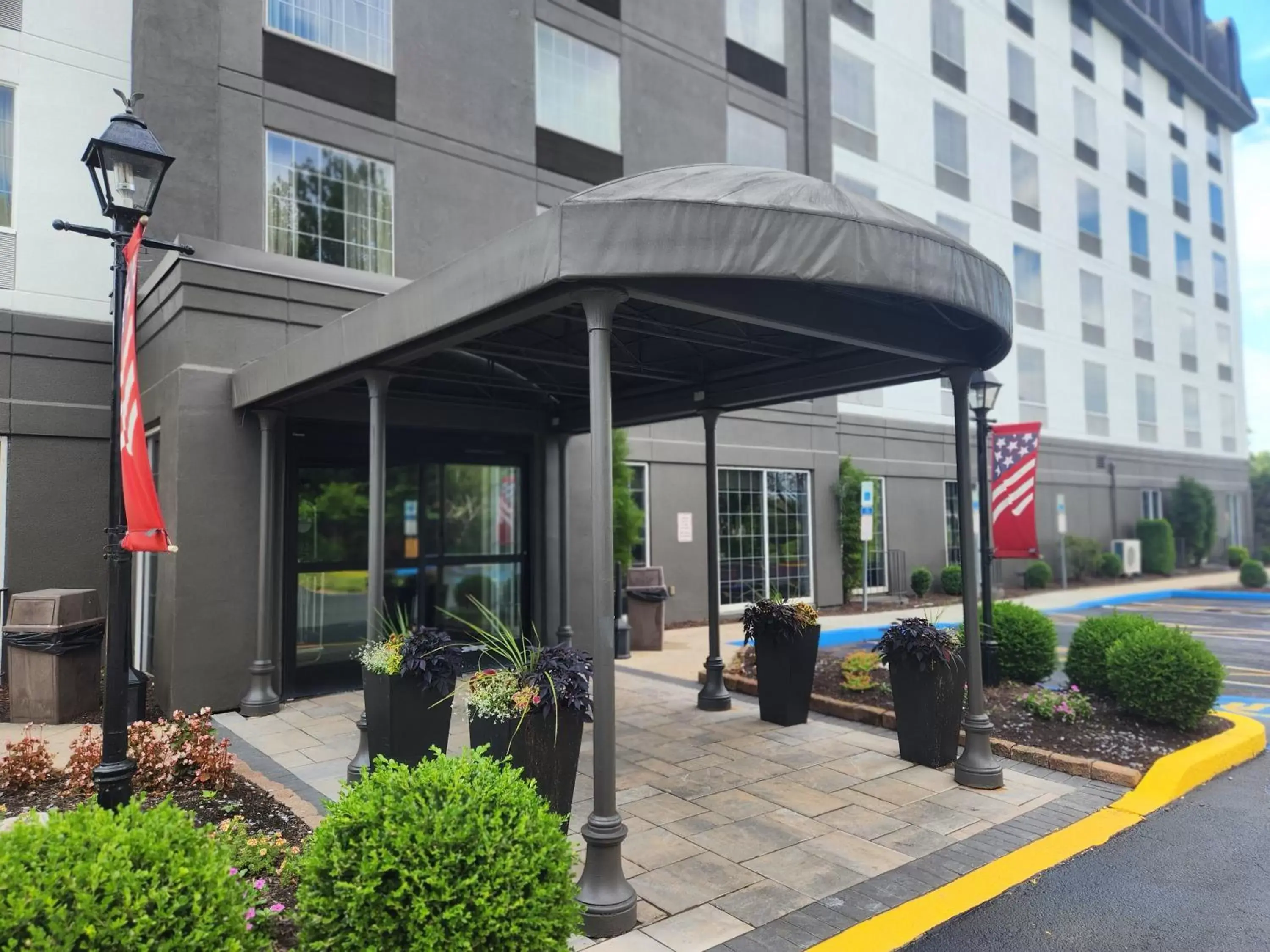 Facade/entrance in Comfort Inn at the Park Hershey