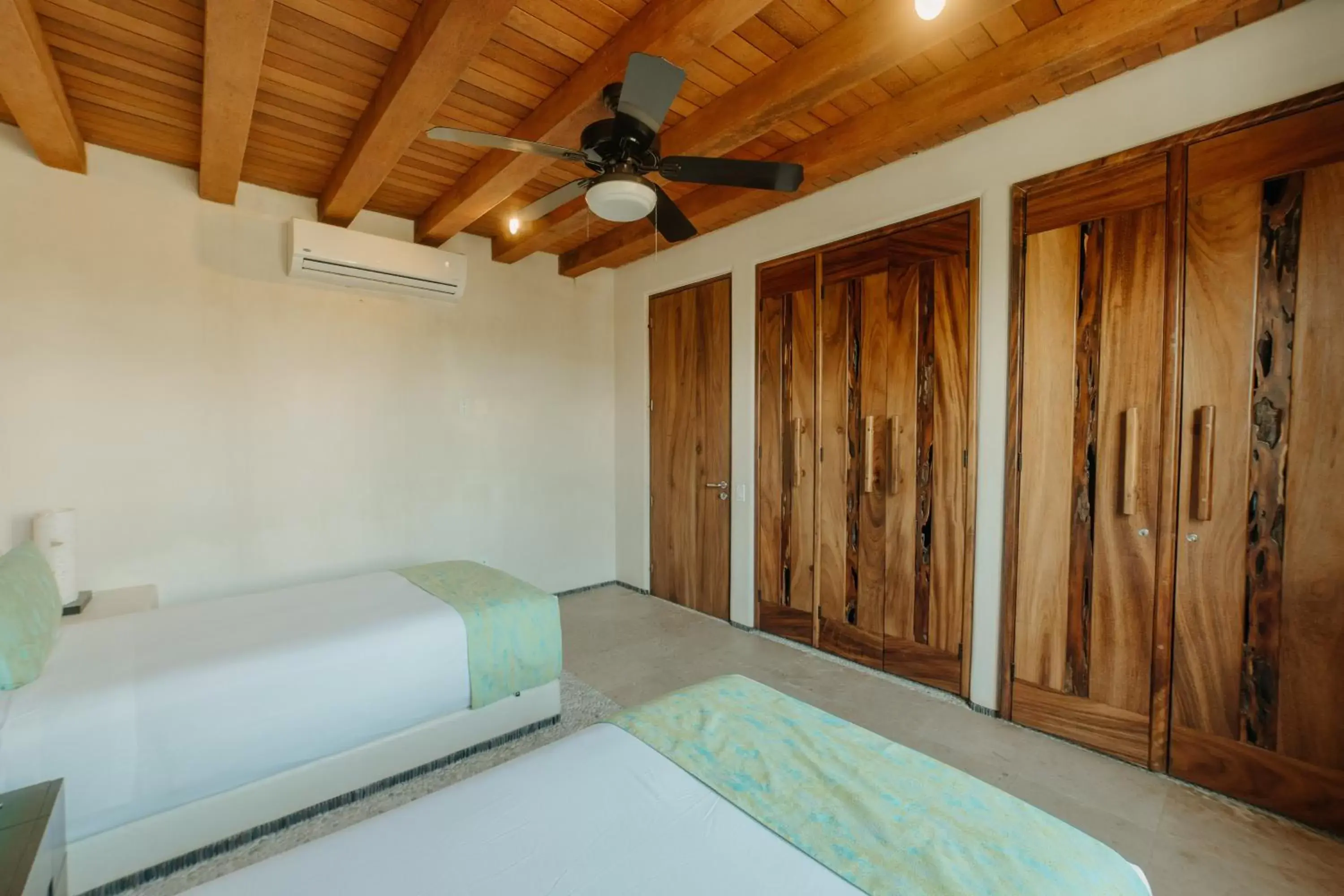 Bedroom, Bed in Las Palmas Luxury Villas