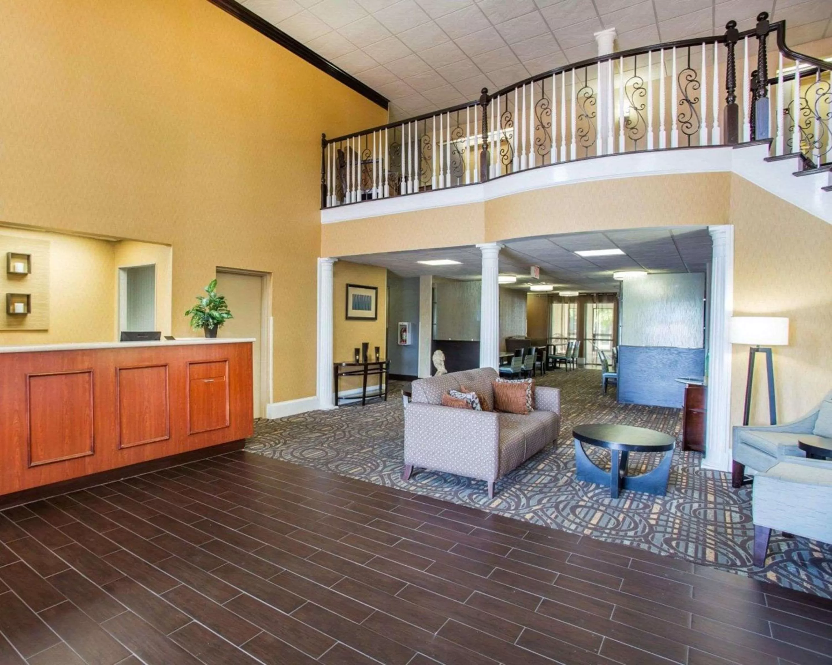 Lobby or reception in Comfort Inn & Suites at Stone Mountain