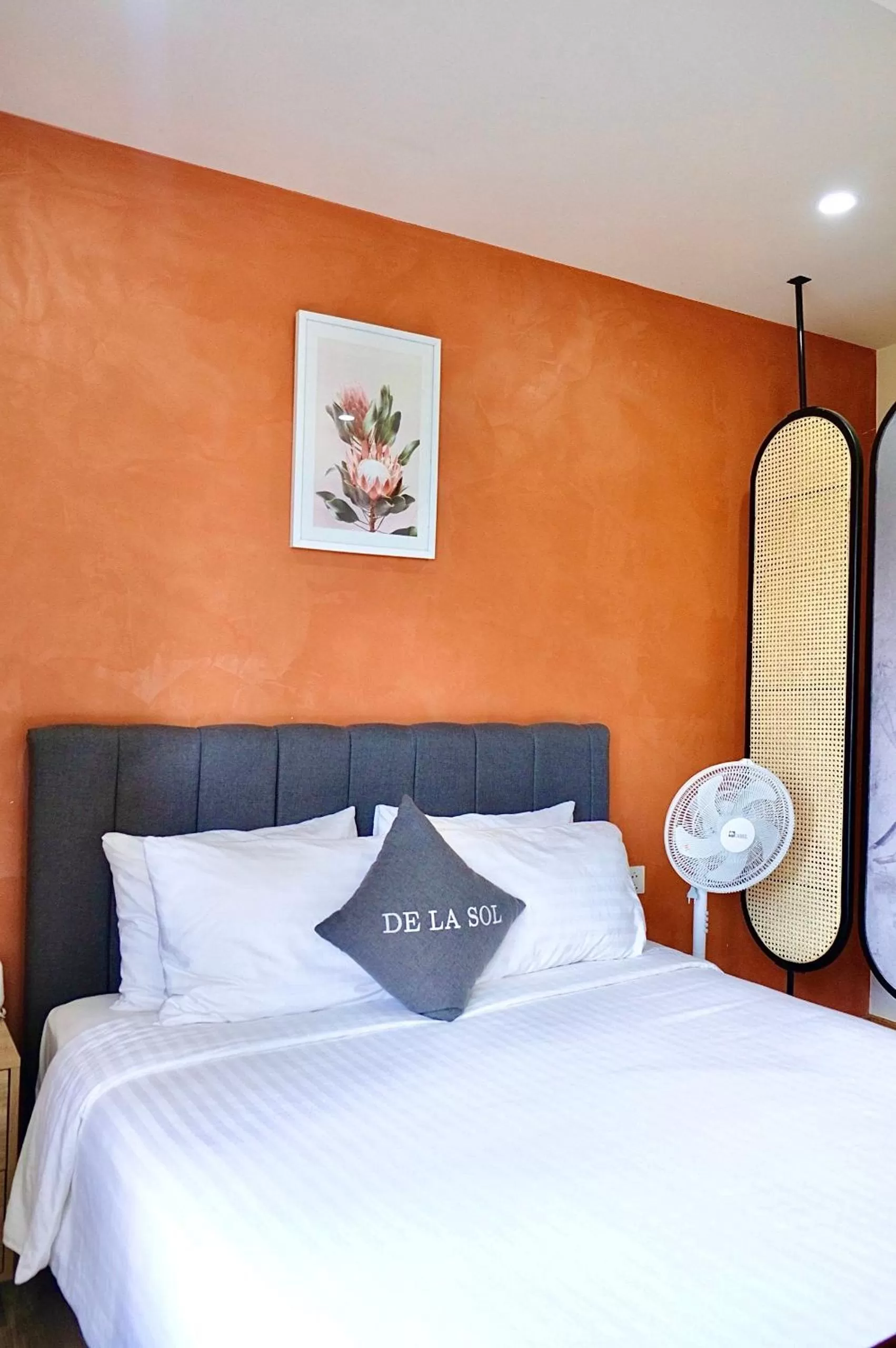 Bed in De La Sol Villa Dalat