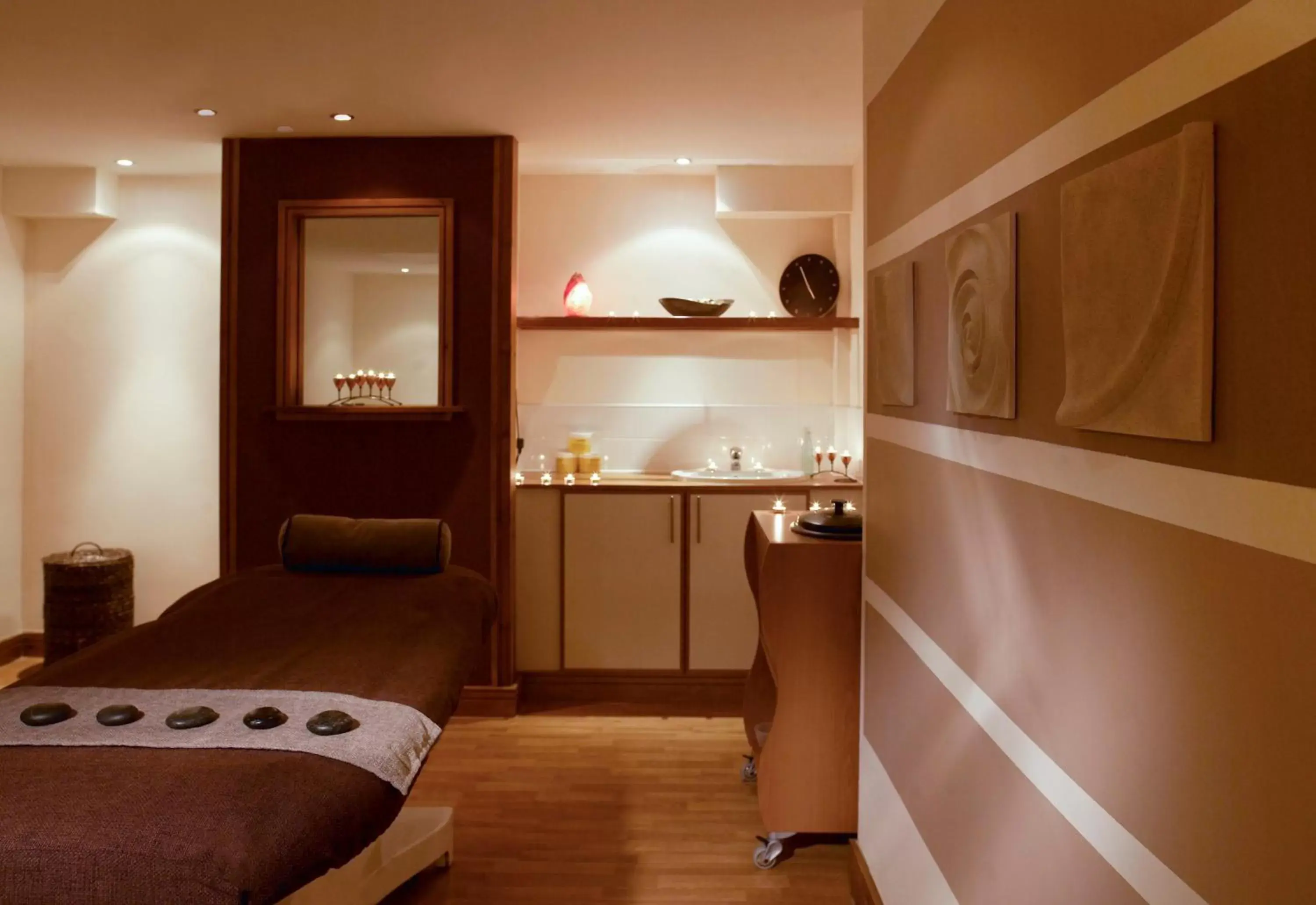 Spa and wellness centre/facilities, Kitchen/Kitchenette in Mercure Sheffield St Paul's Hotel & Spa