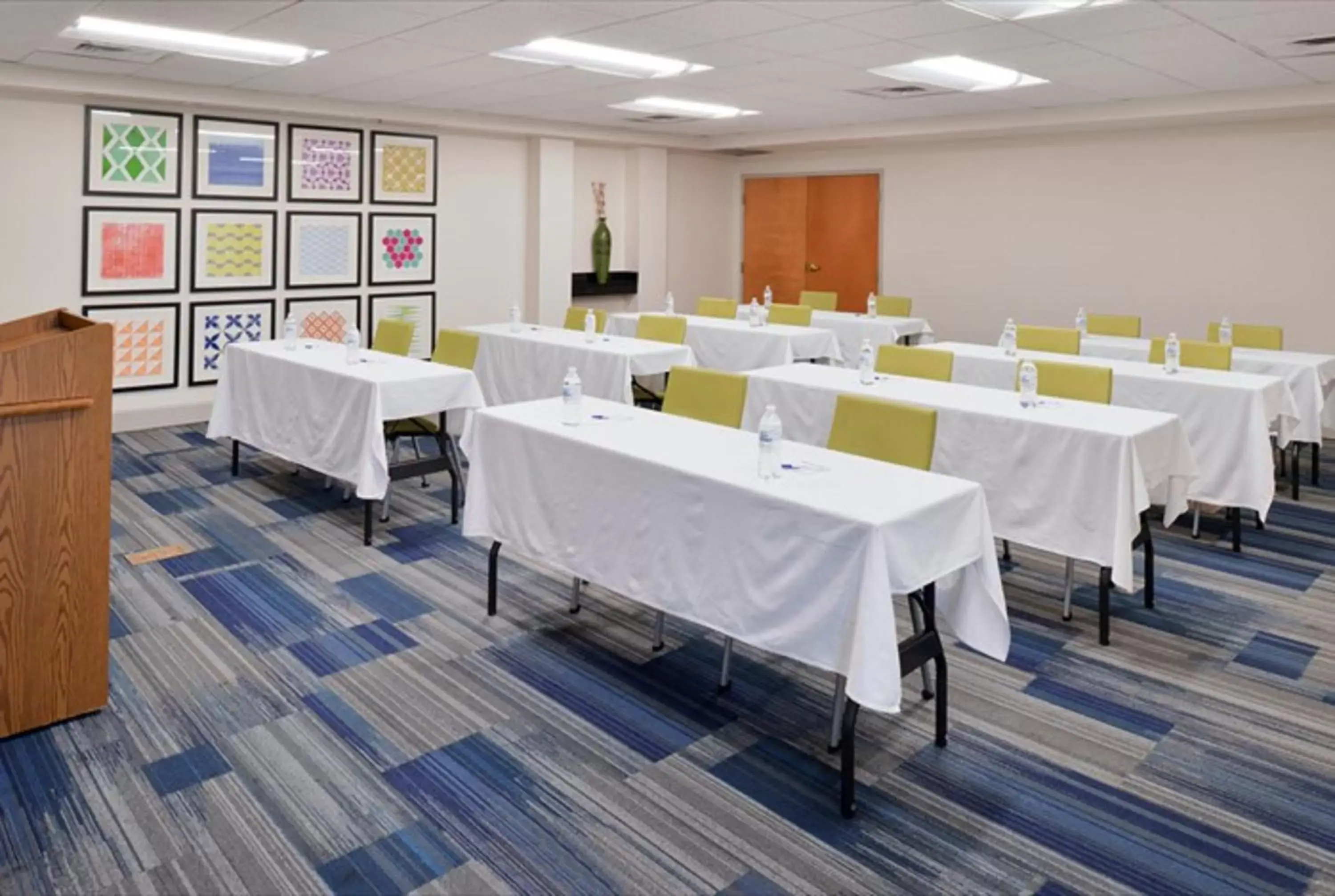 Meeting/conference room in Holiday Inn Express Hotel & Suites Mooresville - Lake Norman, an IHG Hotel