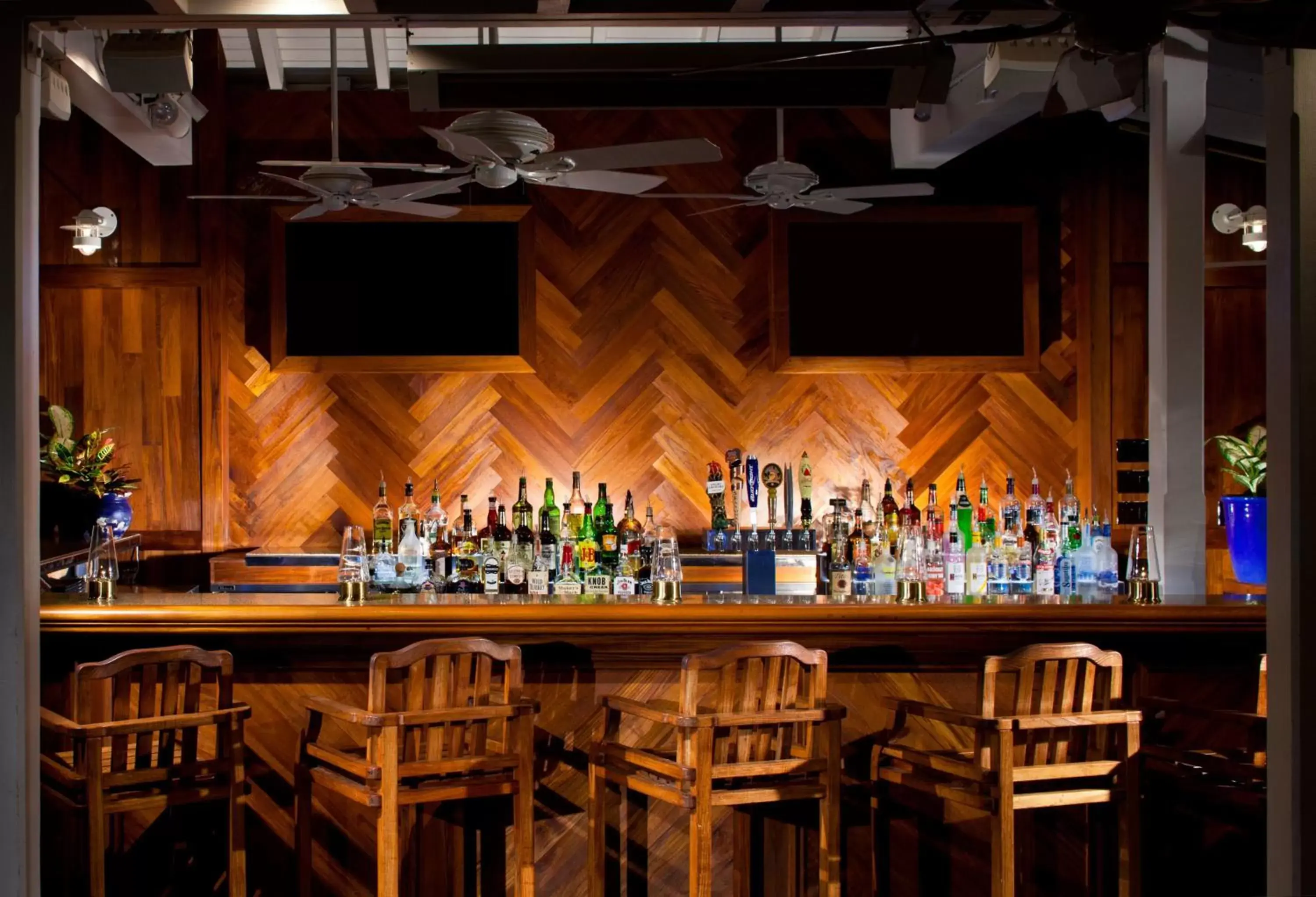 Lounge or bar in Pier House Resort & Spa Lounge or bar in Pier House Resort & Spa