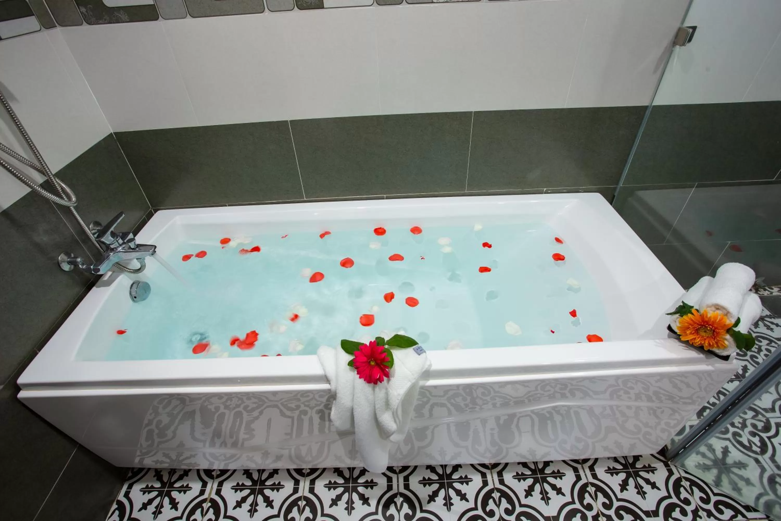 Bathroom in Hoianation Villas Hotel